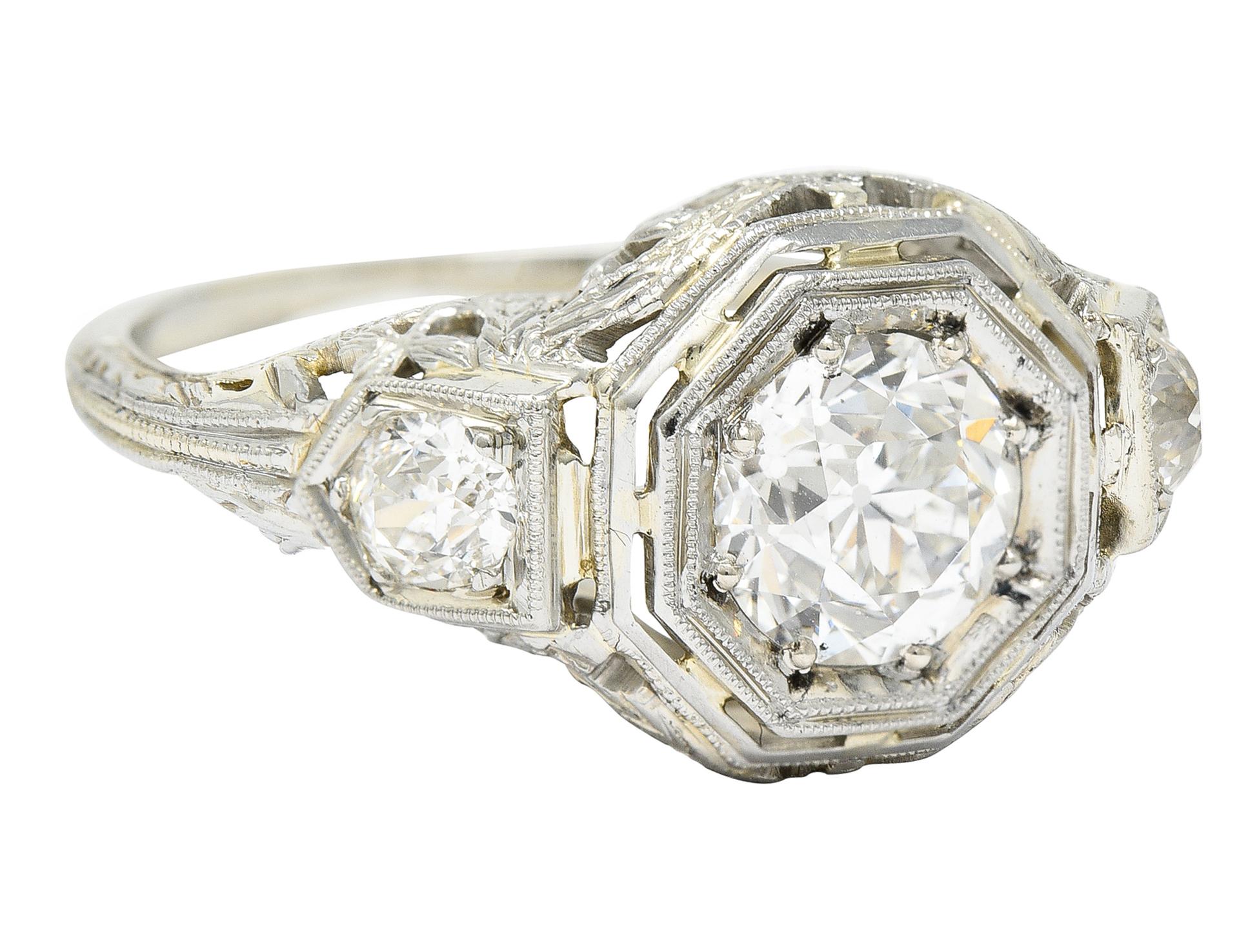 Art Deco 1,41 Karat Diamant 18 Karat Weißgold Floral Verlobungsring GIA (Art déco) im Angebot
