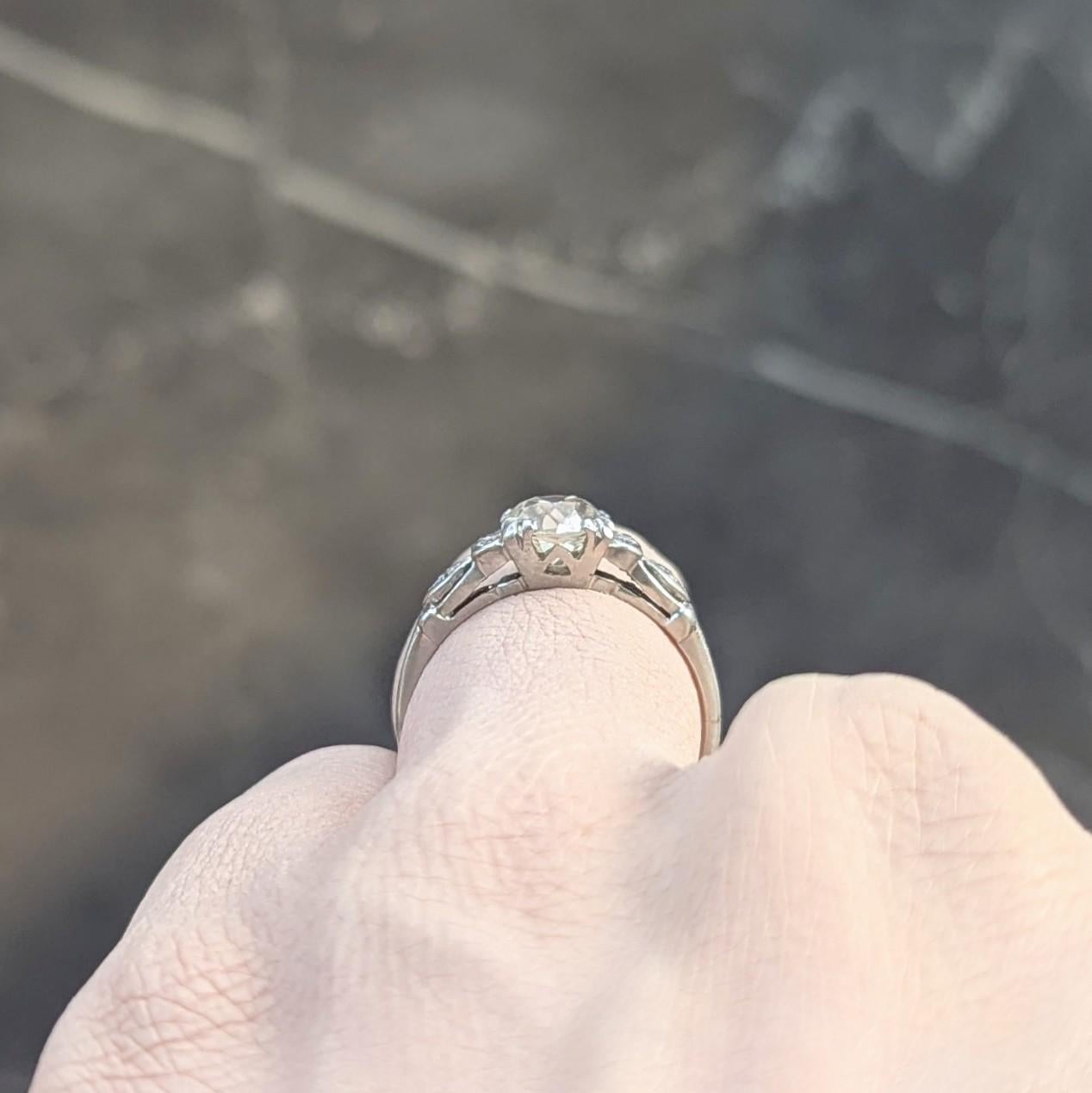 Art Deco 1.41 CTW Old European Cut Diamond Platinum Vintage Engagement Ring For Sale 8