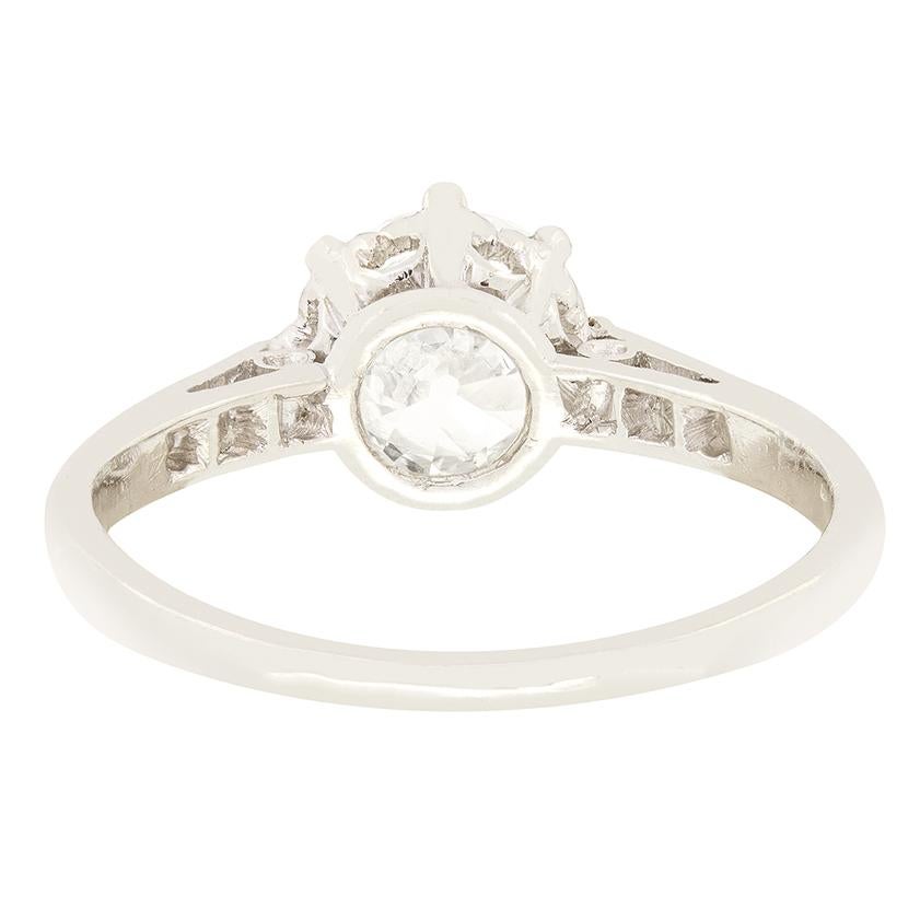 Art Deco 1.42ct Diamond Solitaire Ring, c.1920s In Good Condition In London, GB