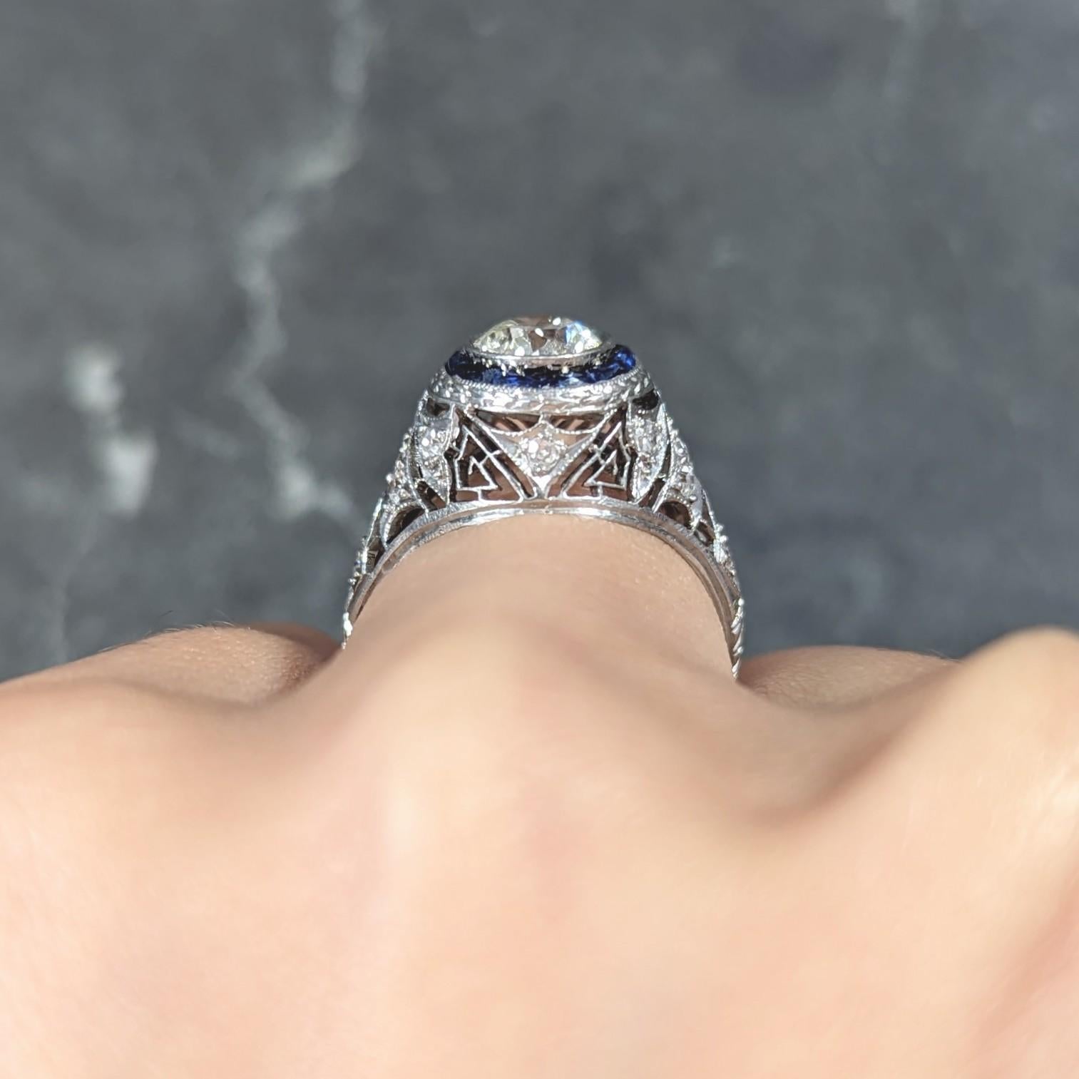 Art Deco 1.43 Carats Diamond Sapphire Halo Greek Key Foliate Engagement Ring For Sale 6