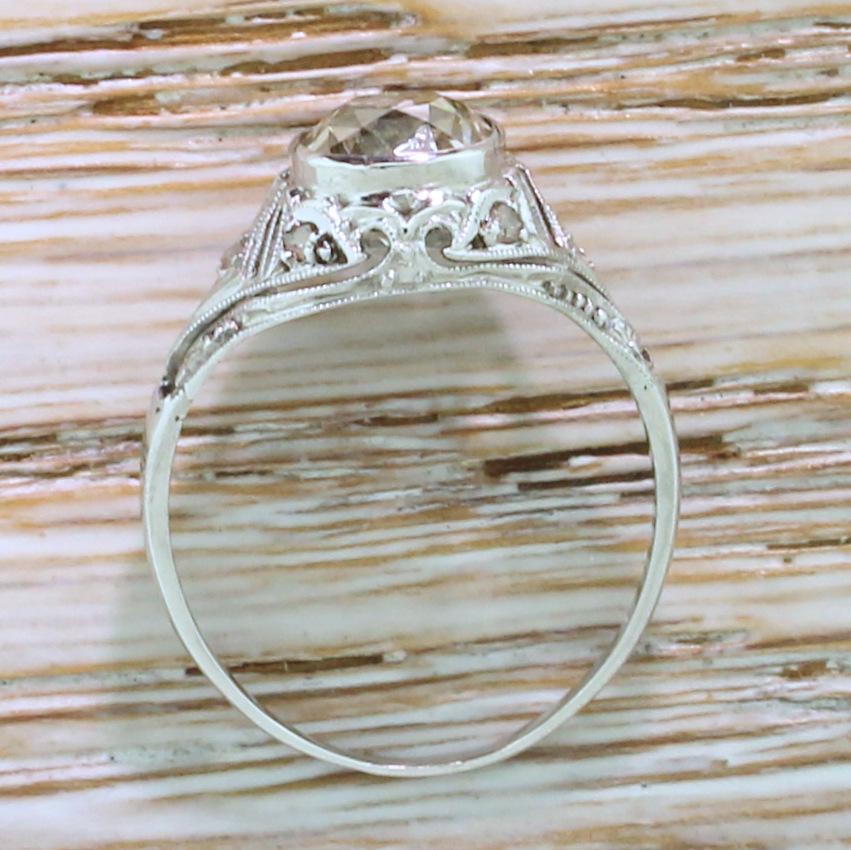 Women's Art Deco 1.44 Carat Old Mine Cut Diamond Platinum Engagement Ring For Sale