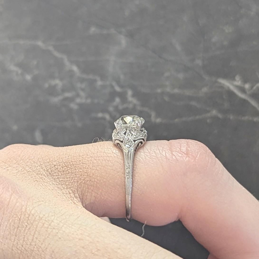 Anillo de compromiso Art Déco 1,44 CTW Diamante Mina Antigua Foliado Platino Vintage en venta 2