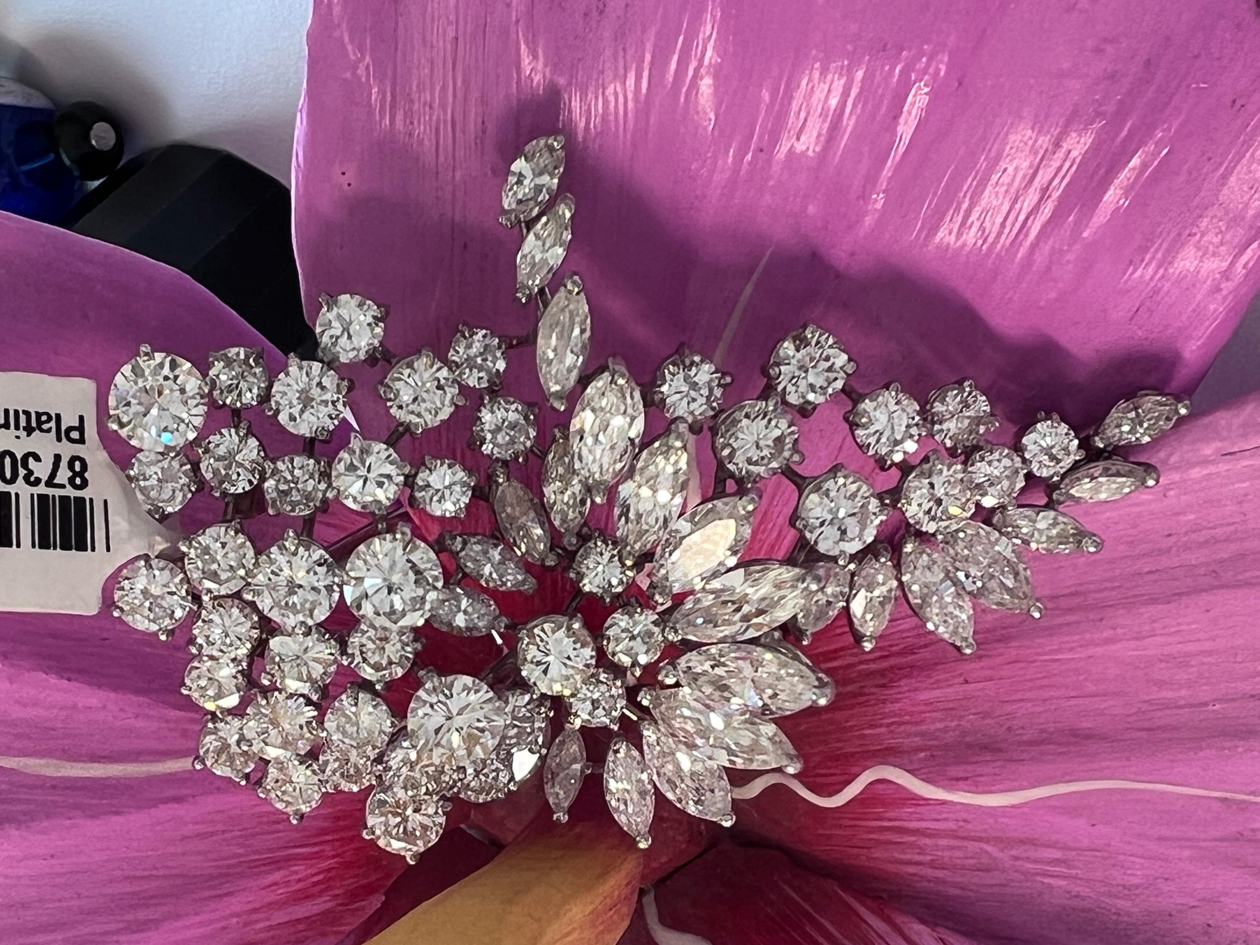 Broche fleurie Art déco 14,50 carats en vente 6