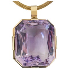 Art Deco 145.3 Carat Gem Quality Amethyst Gold Pendant Art Deco 145.3 Carat Gem Quality Amethyst Gold Pendant