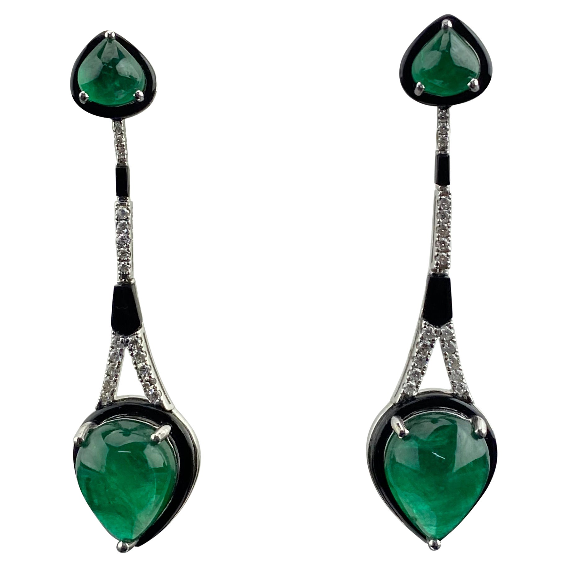 Art Deco 14.57 carat Emerald Cabochon, Diamond and Black Onyx Dangle Earrings