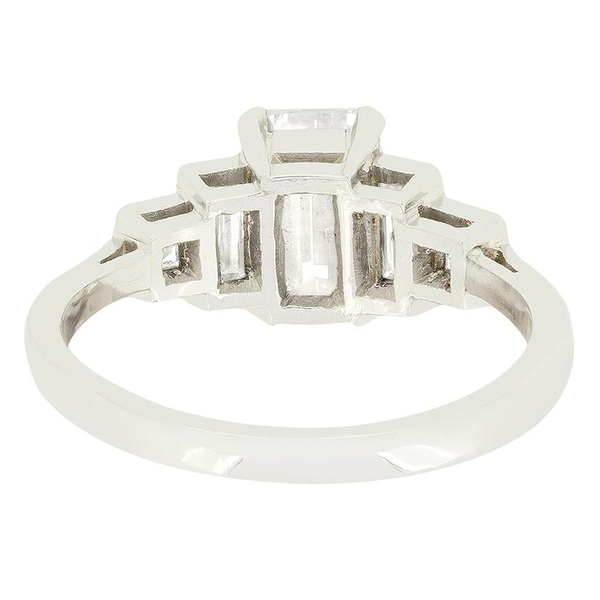 Art Deco 1.50ct Diamond Solitaire Ring, c.1930s In Good Condition In London, GB