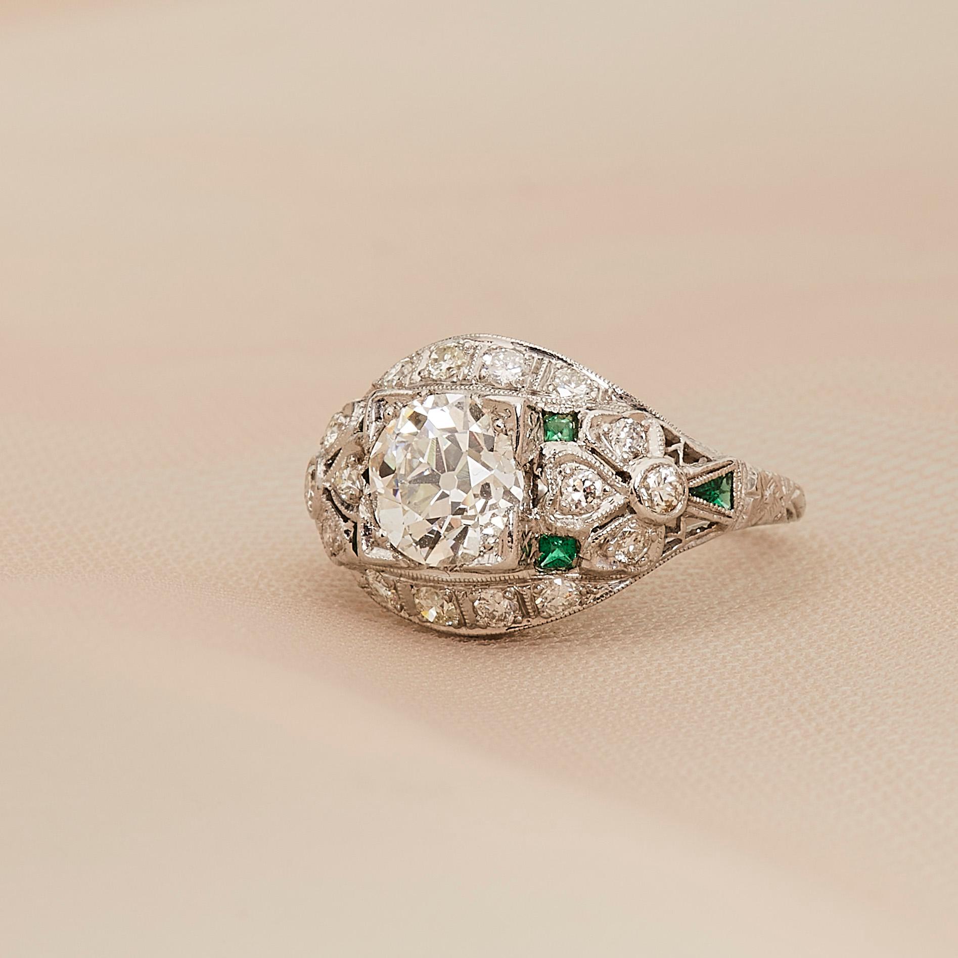 Art Deco 1.49 Ct. Diamond and Emerald Engagement Ring GIA J SI2, Platinum In Good Condition For Sale In New York, NY