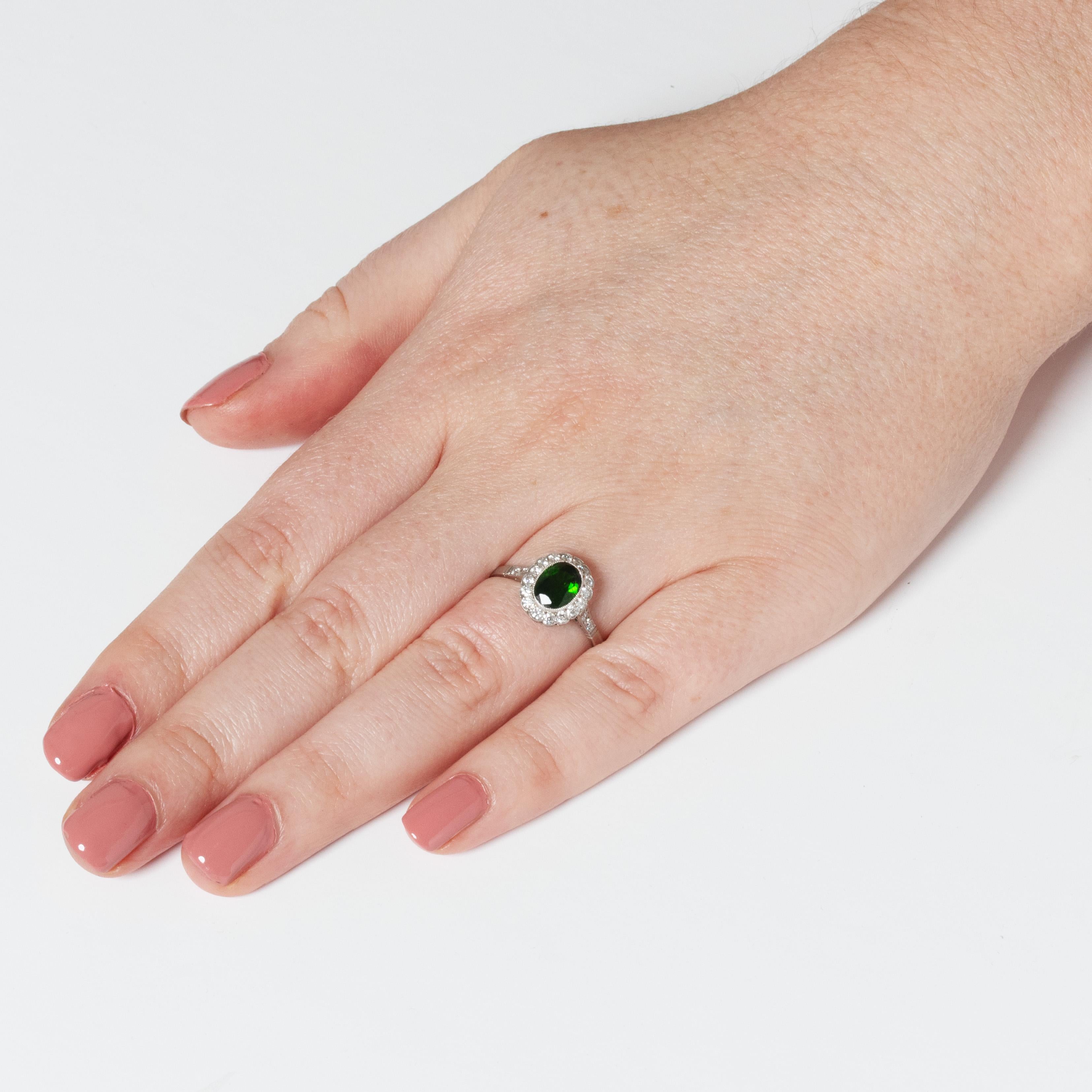 Women's Art Deco 1.49ct Tourmaline and Diamond Cluster Ring, c.1920s For Sale
