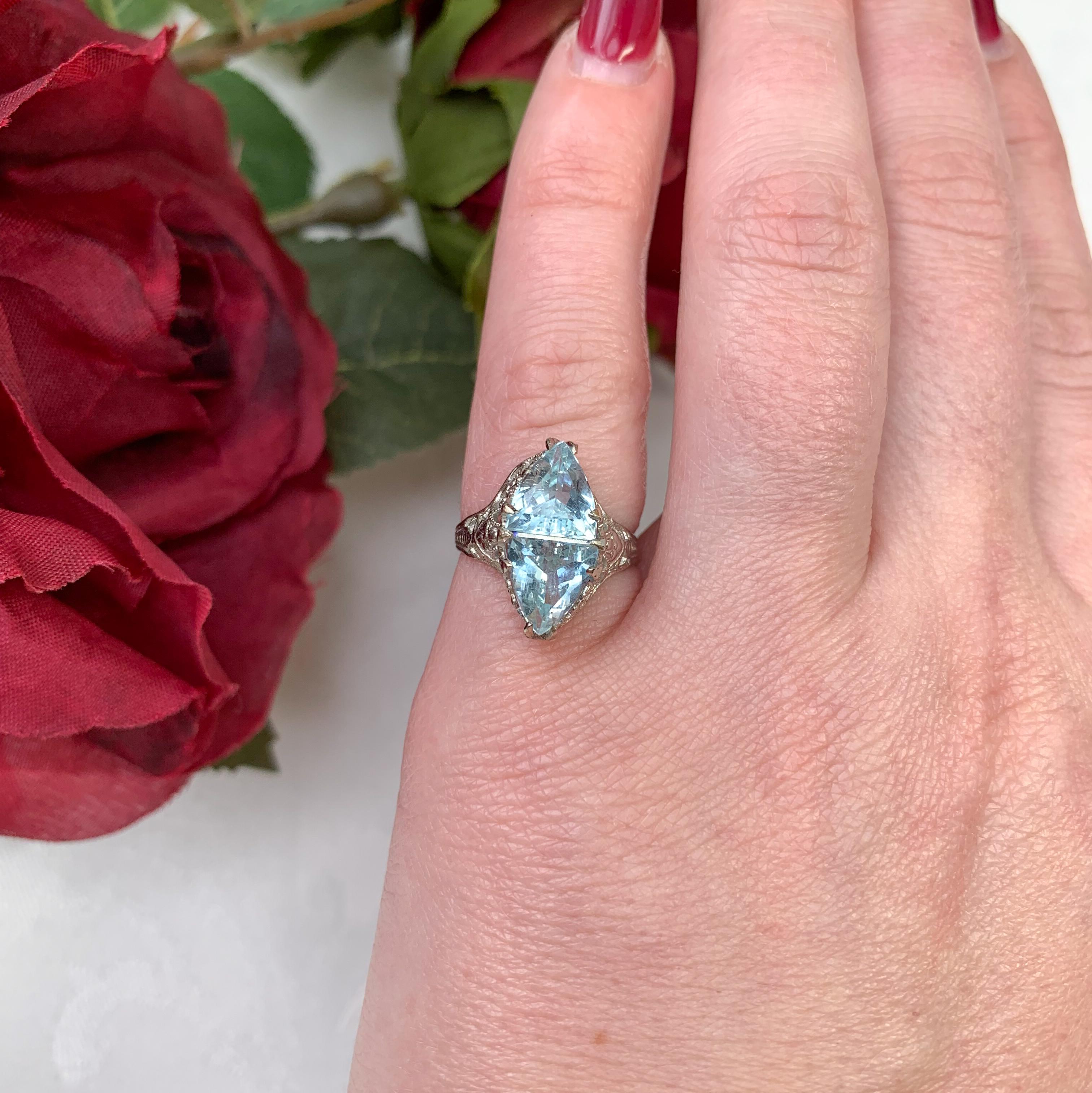 Anello Art Deco in filigrana 14K con 2,15ct tw di acquamarine misura 4,25 in vendita 3