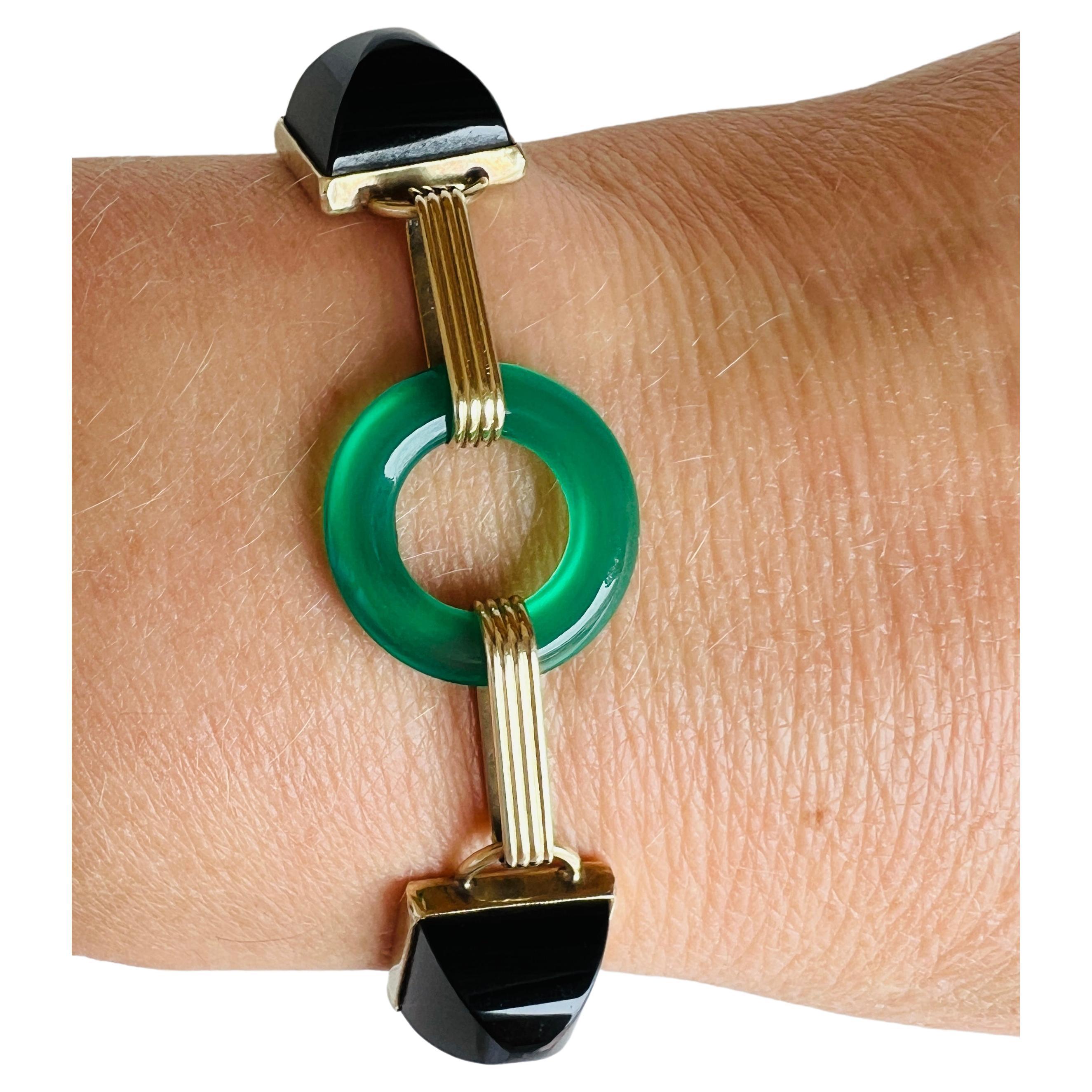 Retro-Armband aus 14 Karat Gold mit schwarzem Onyx und grünem Chrysopras im Zuckerhut-Stil (Kegel-Cabochon) im Angebot