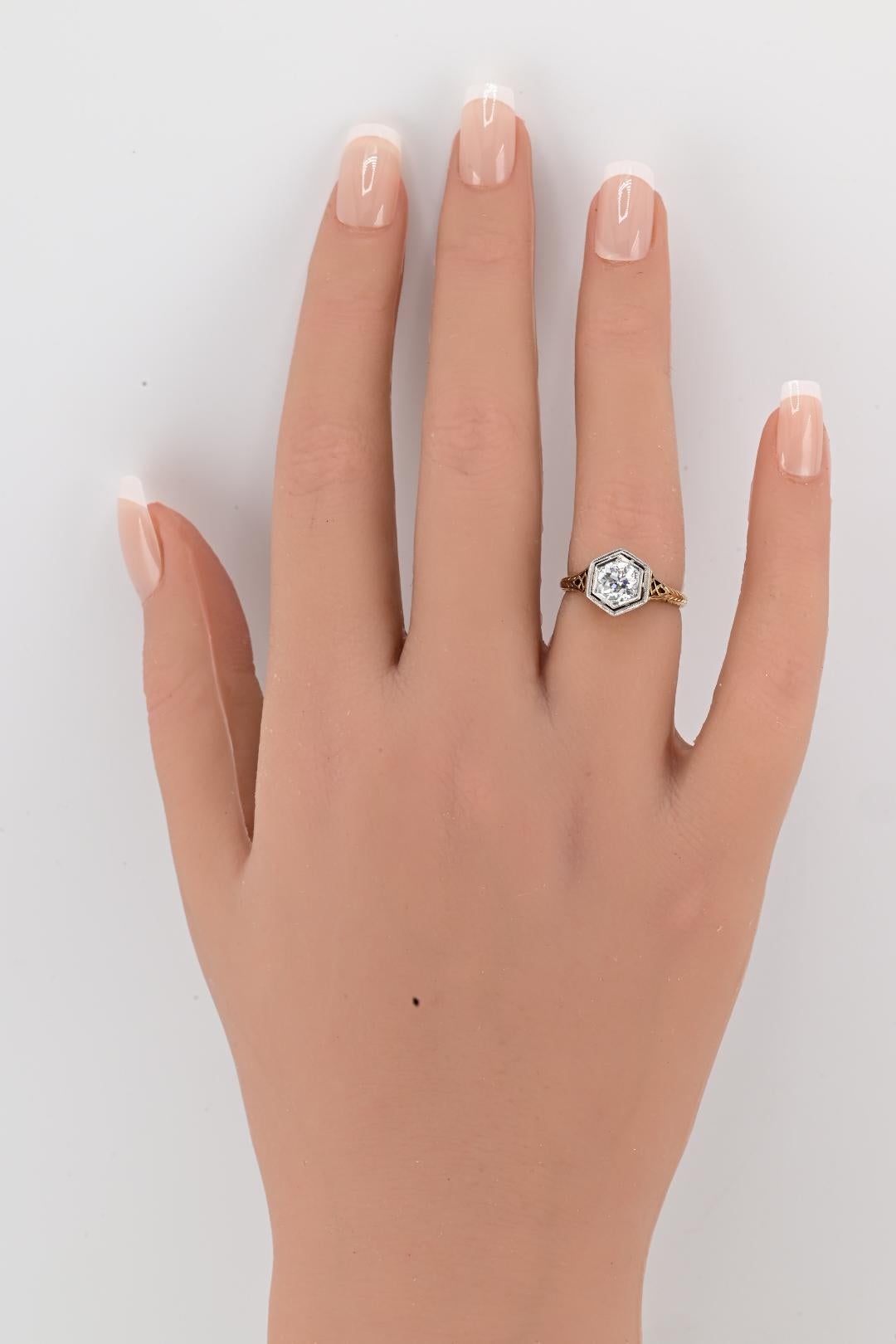 Taille vieille Europe Bague de fiançailles Art Déco en or 14K Platine Diamant .80ct VS-SI1 Taille 5.5 en vente