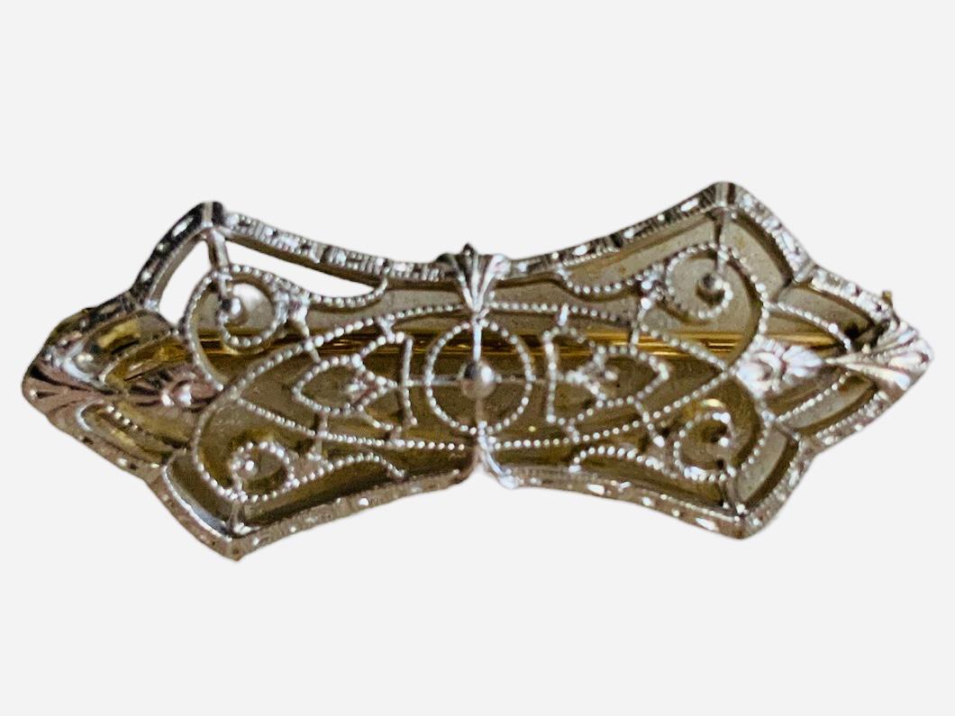 Art Deco 14K Gold Small Filigree Brooch/Pin For Sale 5