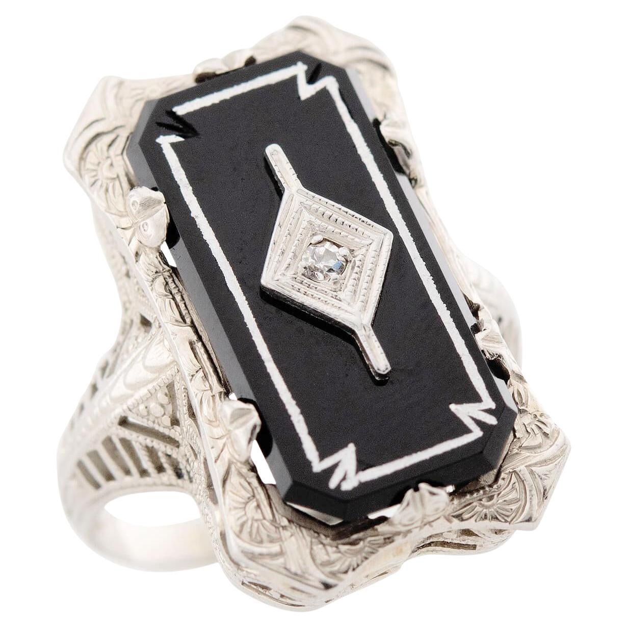 Filigraner Art-Déco-Ring aus 14k Onyx und Diamant