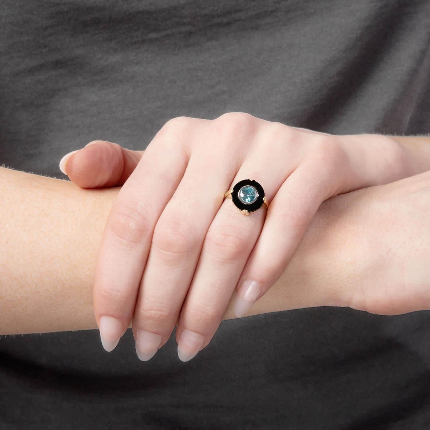 Art Deco 14k Onyx and Zircon Ring For Sale 2