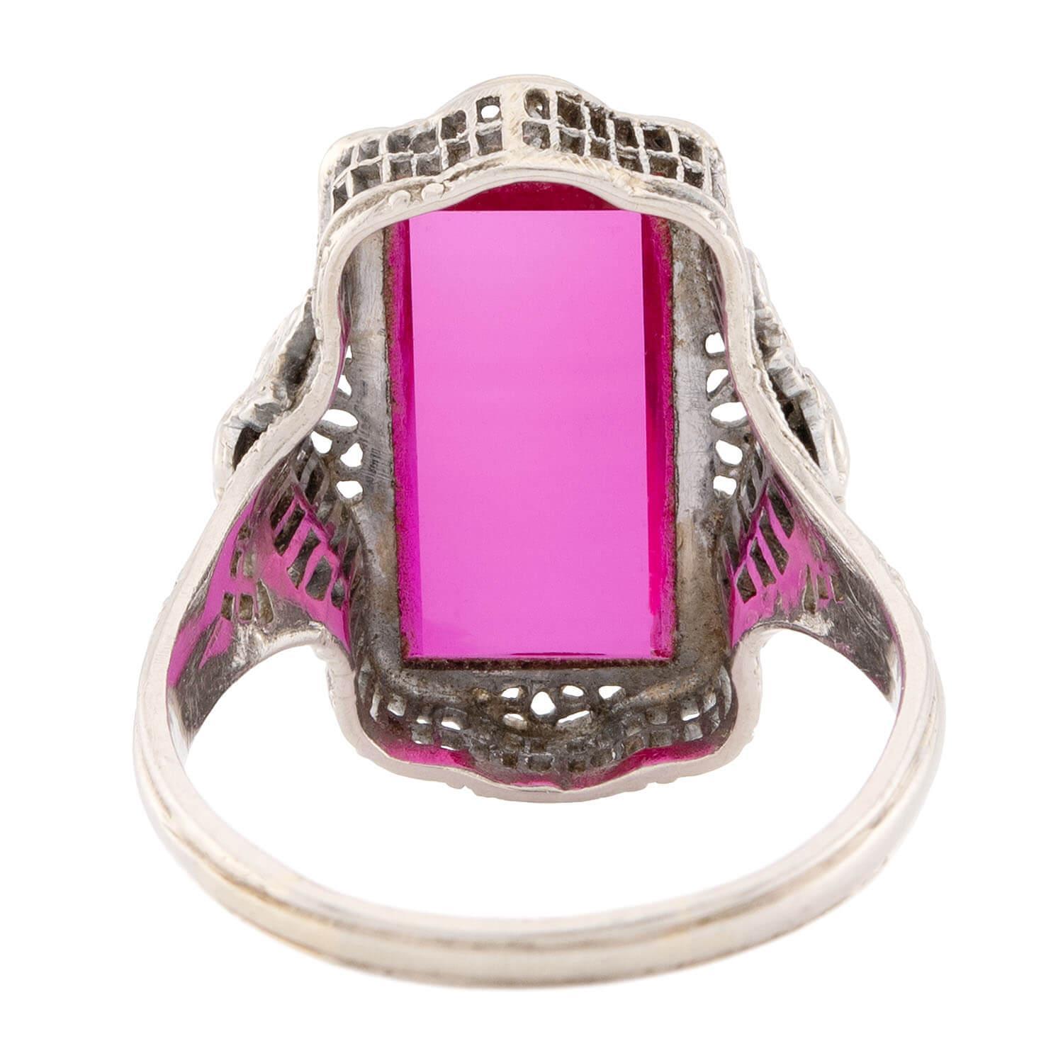 Art Deco 14k Pink Glass Ring Damen im Angebot