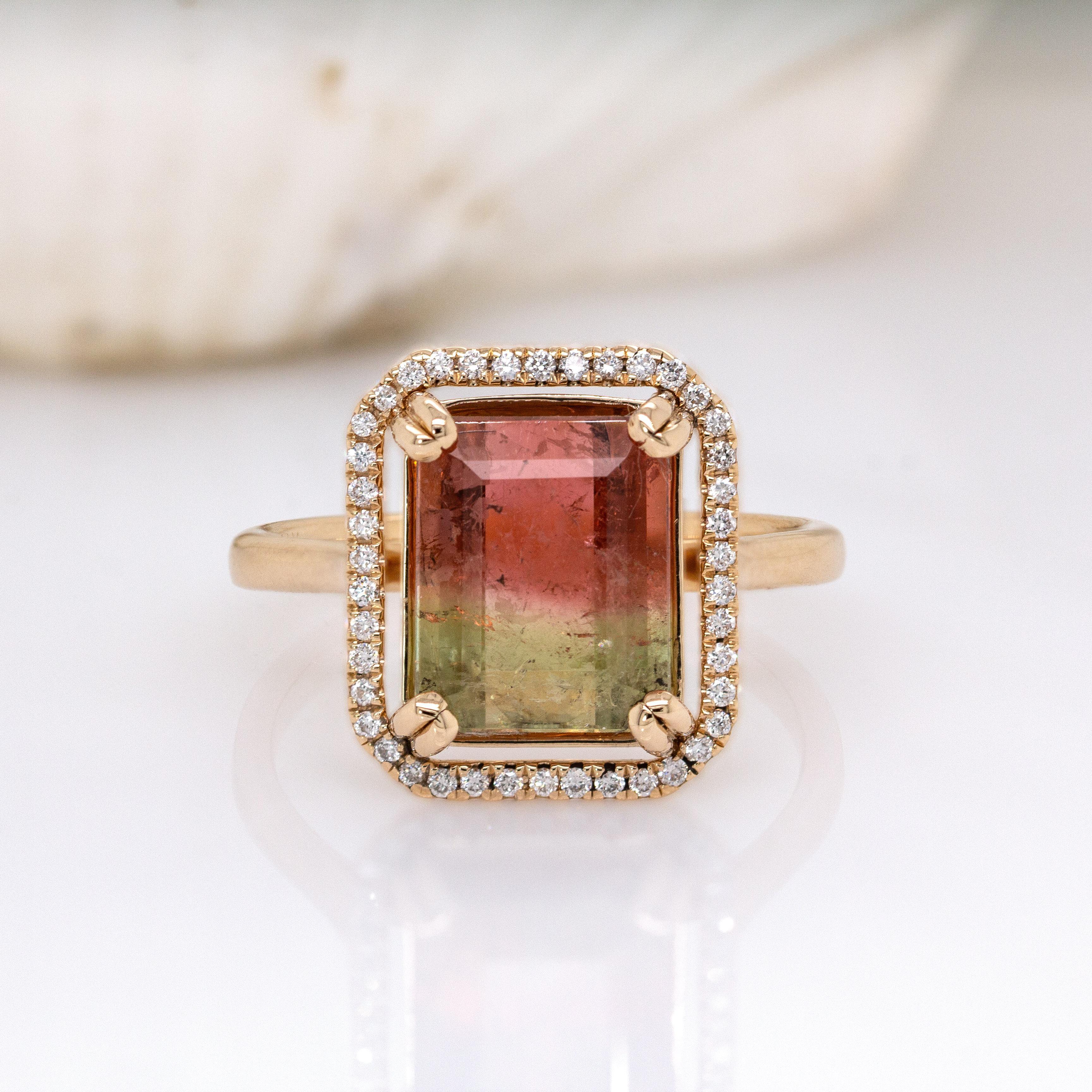 Art Deco 14K Solid Gold Ring: Bi-Color Turmalin, Erde abgebaut Diamant Halo (Art déco) im Angebot