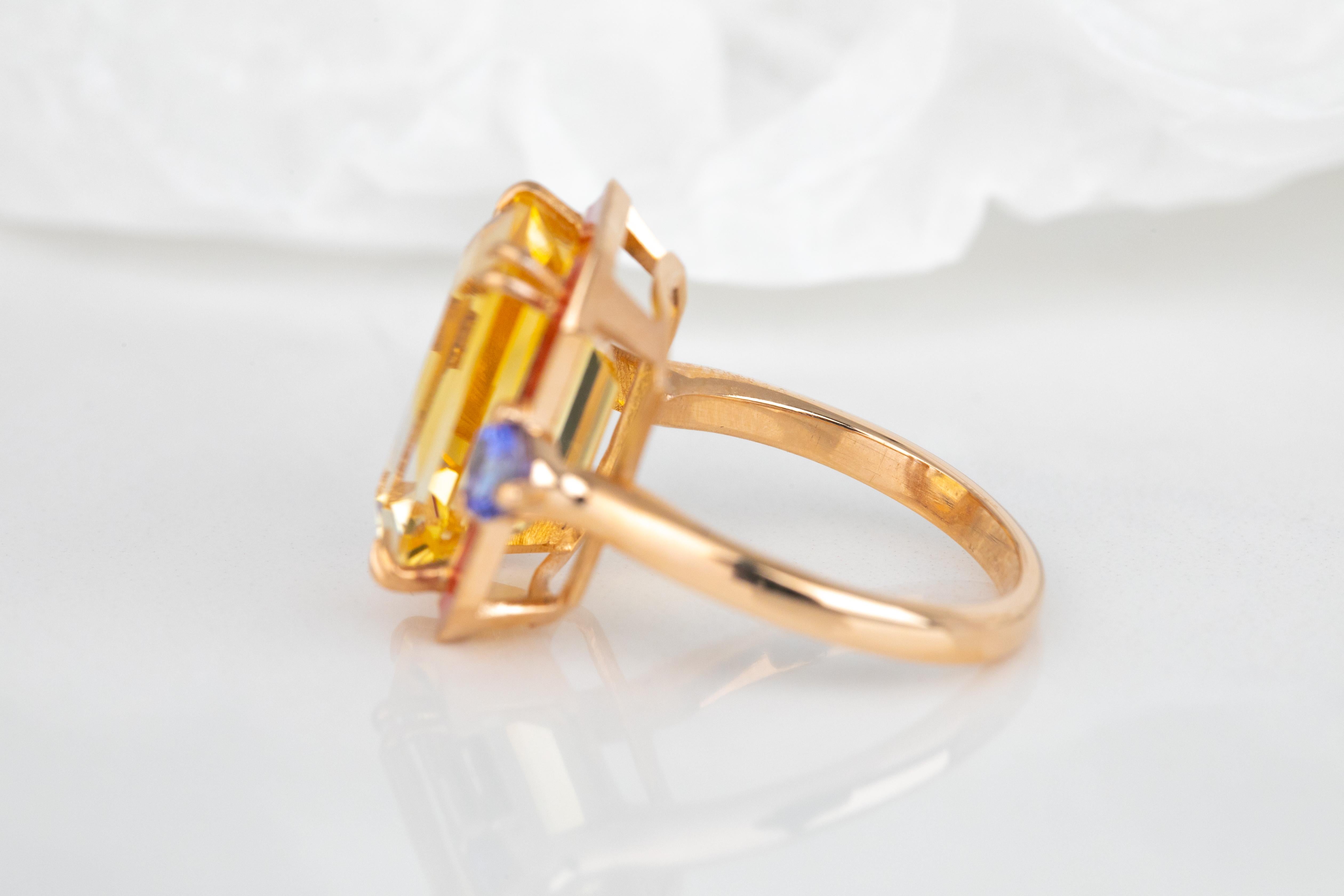 For Sale:  Art Deco 14k Solid Gold, 6.43ct, Citrine and 0.40ct, Ceylon Sapphire Stone Ring 5