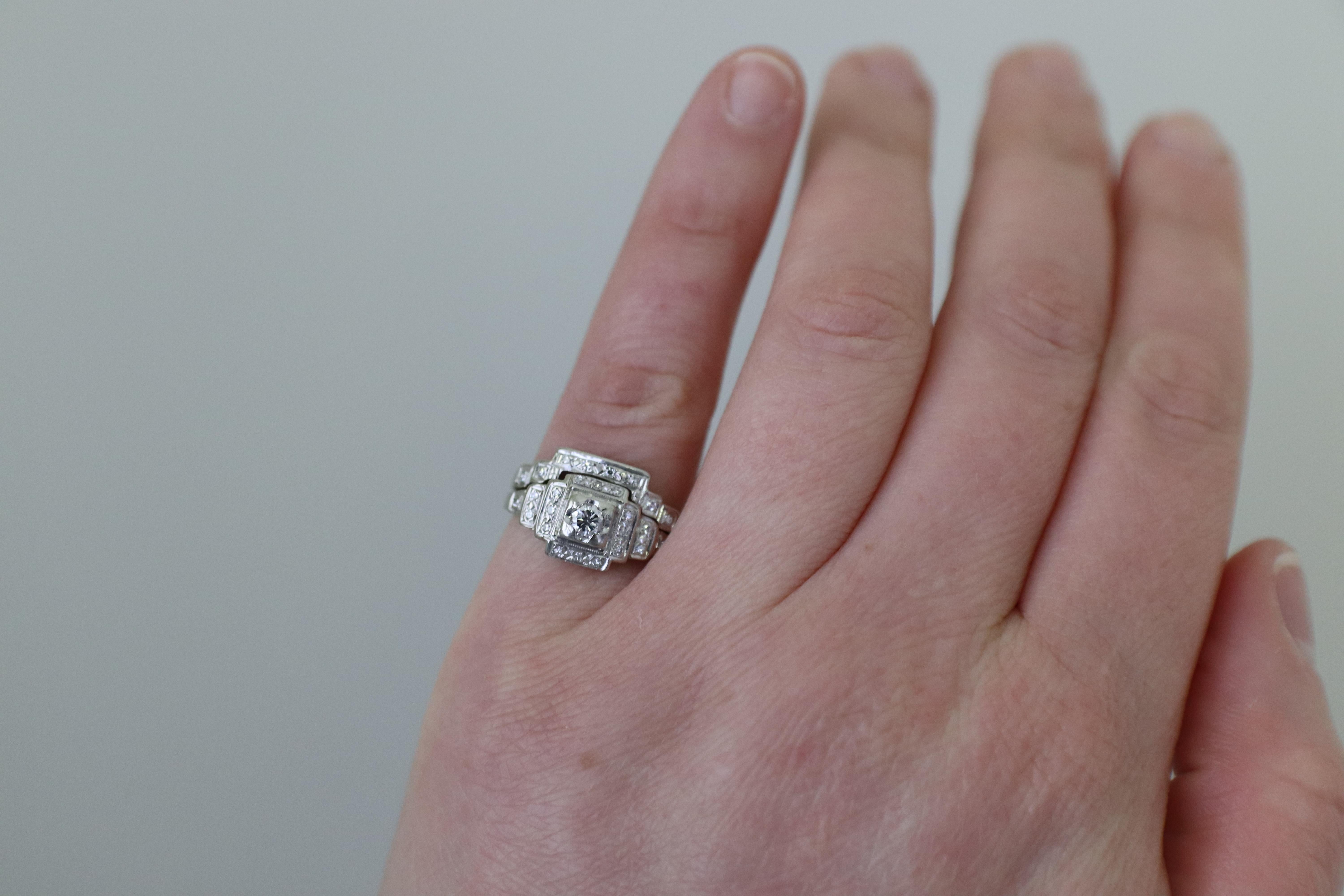 Art Deco 14 Karat White Gold Diamond Engagement Ring Wedding Set In Good Condition In  Baltimore, MD