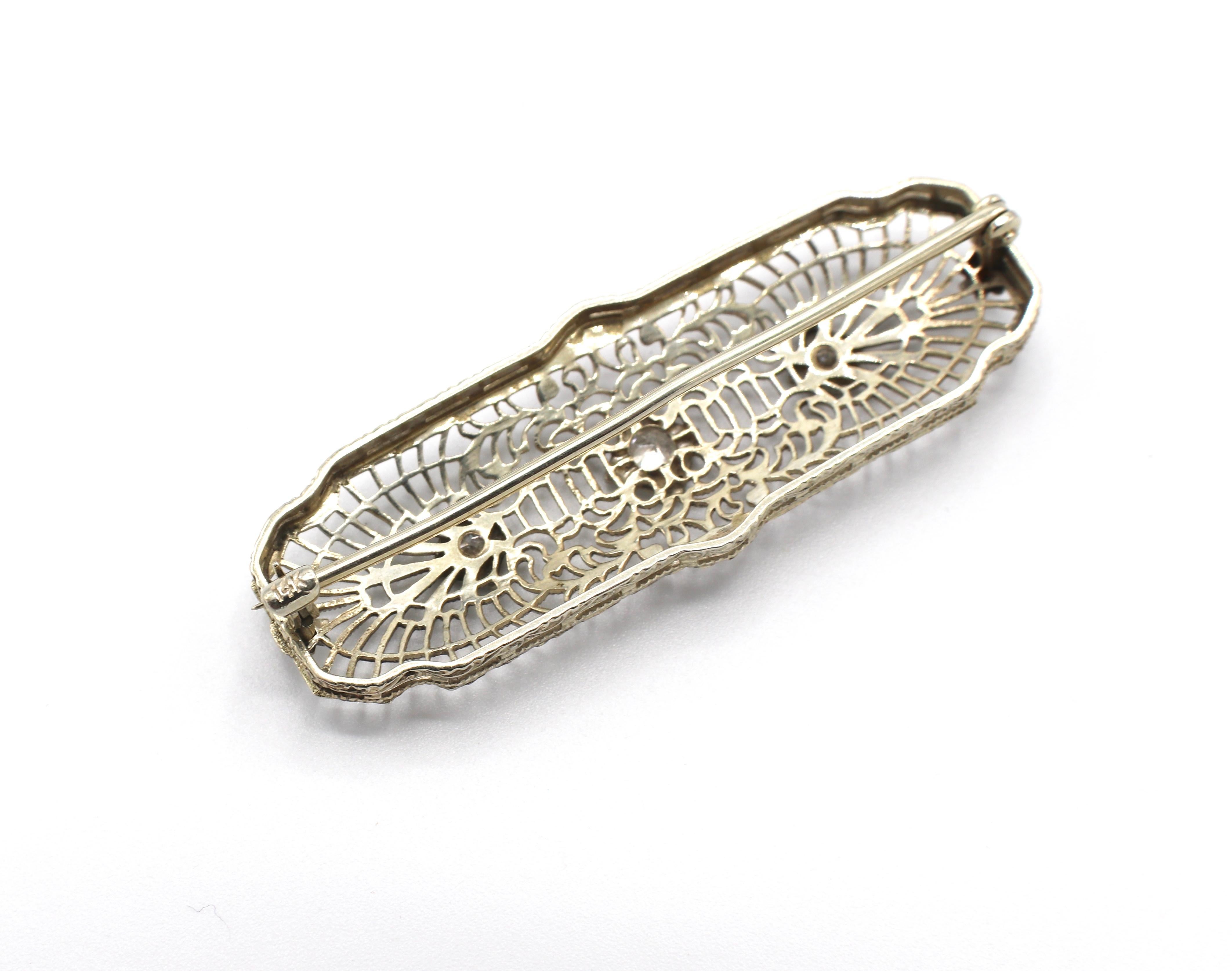 Women's or Men's Art Deco 14 Karat White Gold Filigree Diamond Bar Pin Brooch