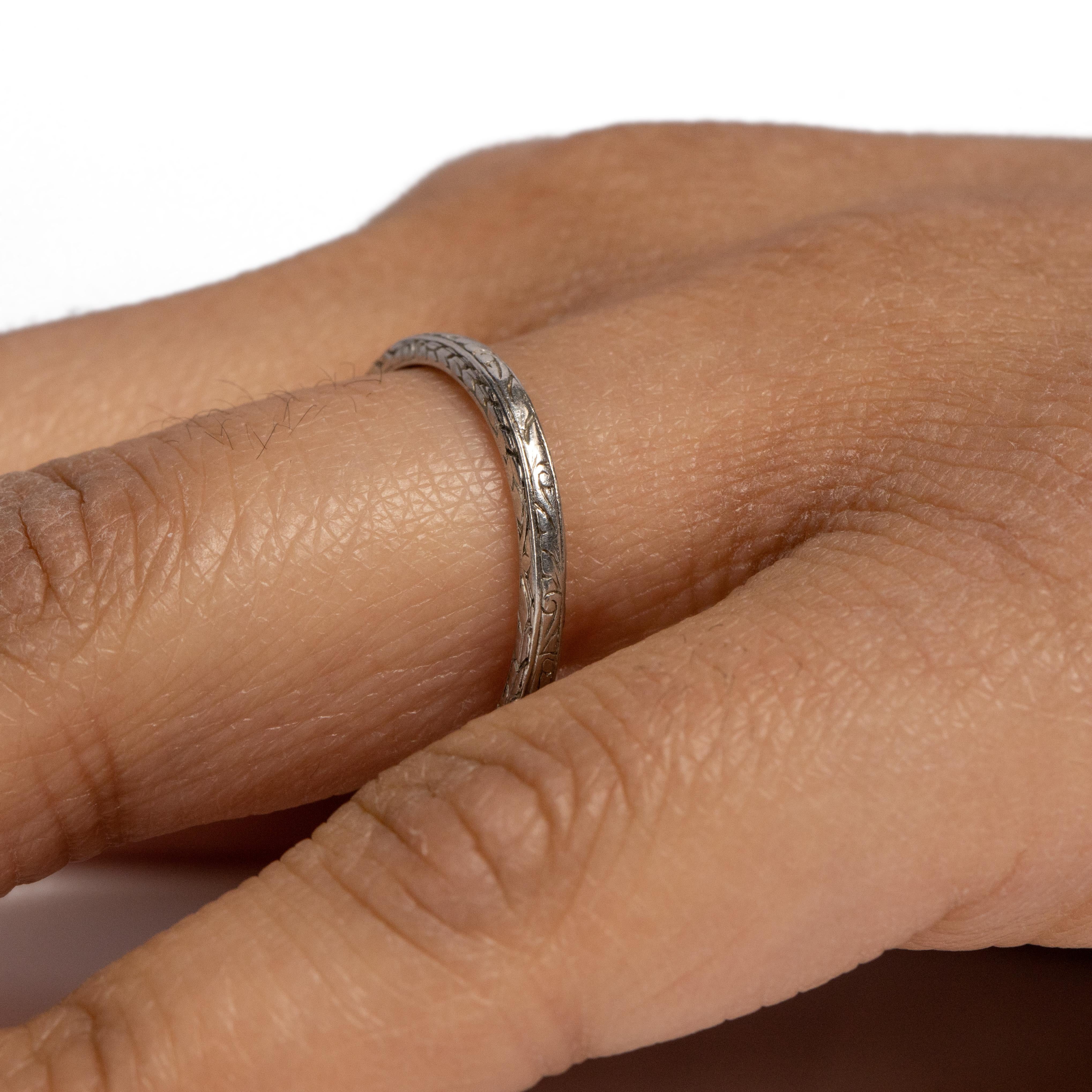 Filigraner, gravierter Vintage-Ring, Art déco, 14 Karat Weißgold für Damen oder Herren