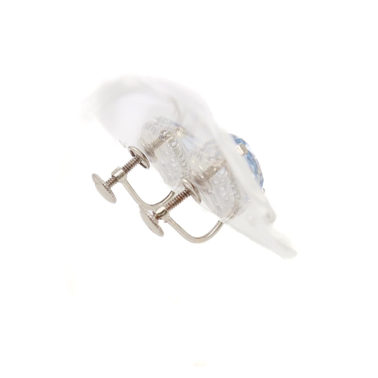 Art Deco 14K White Gold Filigree & Light Blue Spinel Screwback Earrings For Sale 1