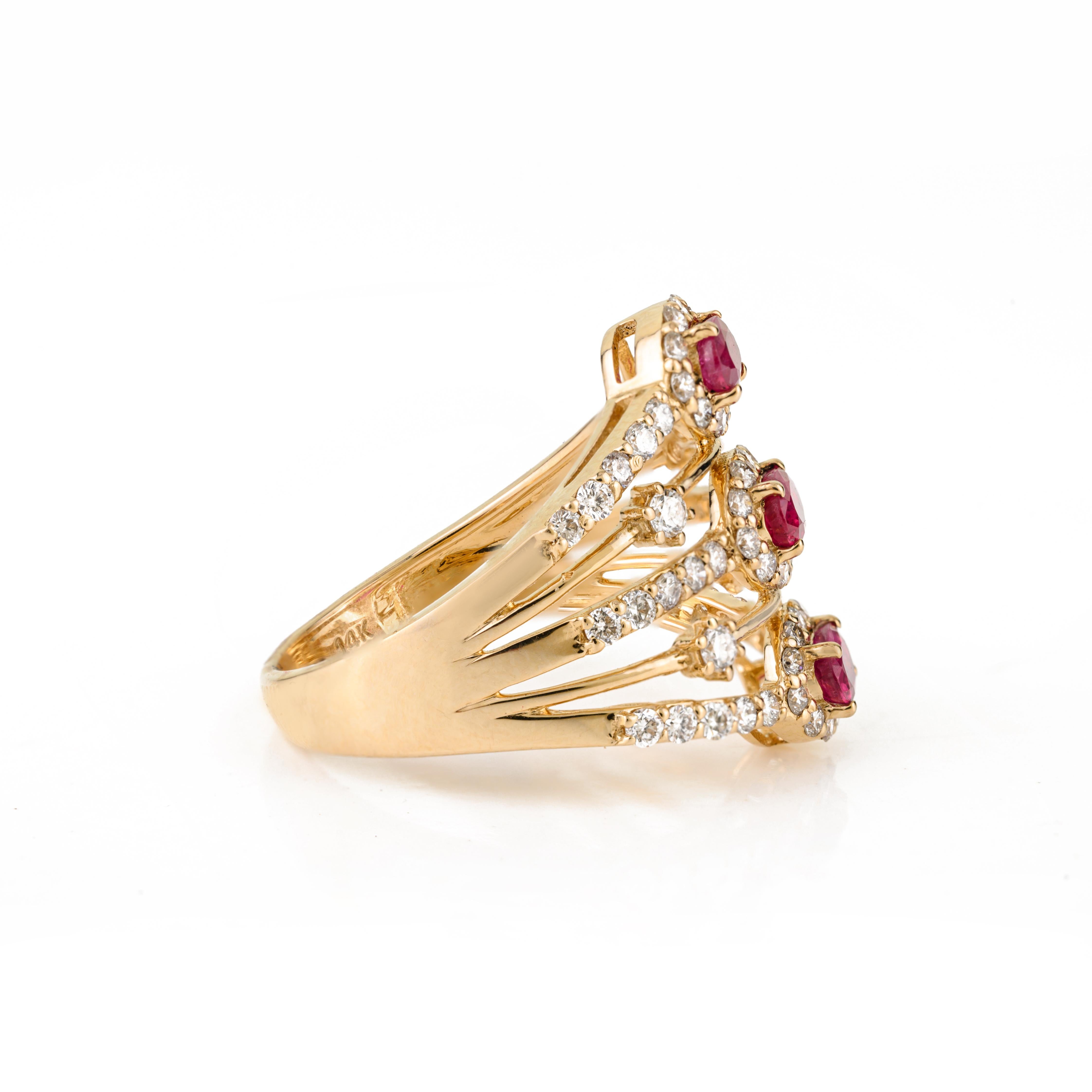 En vente :  Bague de cocktail Art déco en or jaune 14 carats 1,15 carat de rubis et de diamants à rangs multiples 7