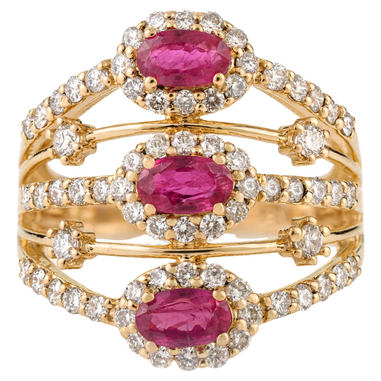 En vente :  Bague de cocktail Art déco en or jaune 14 carats 1,15 carat de rubis et de diamants à rangs multiples