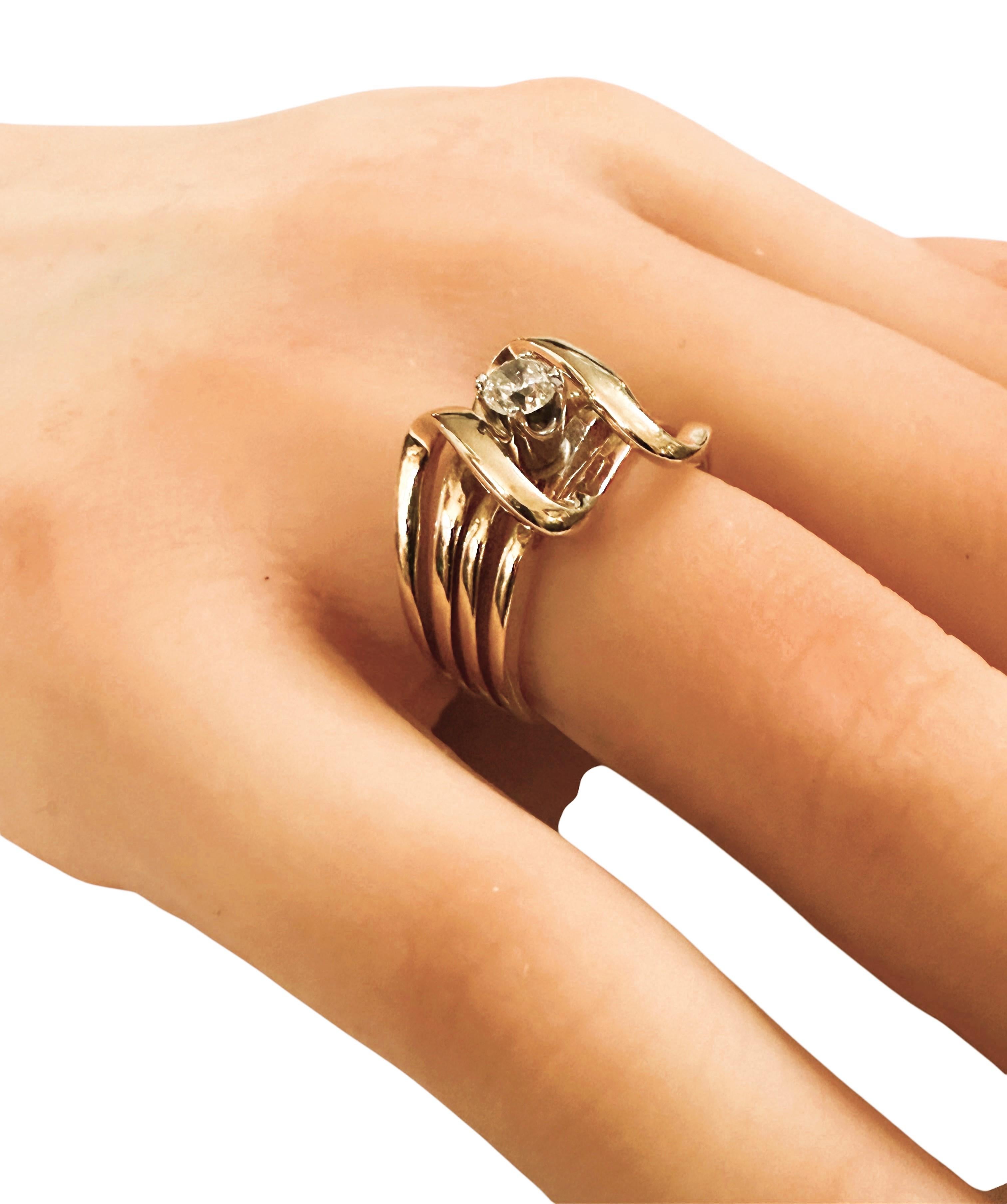 Art Deco 14k Gelbgold .25 Karat Brillantschliff Diamantring Größe 6 (Art déco) im Angebot