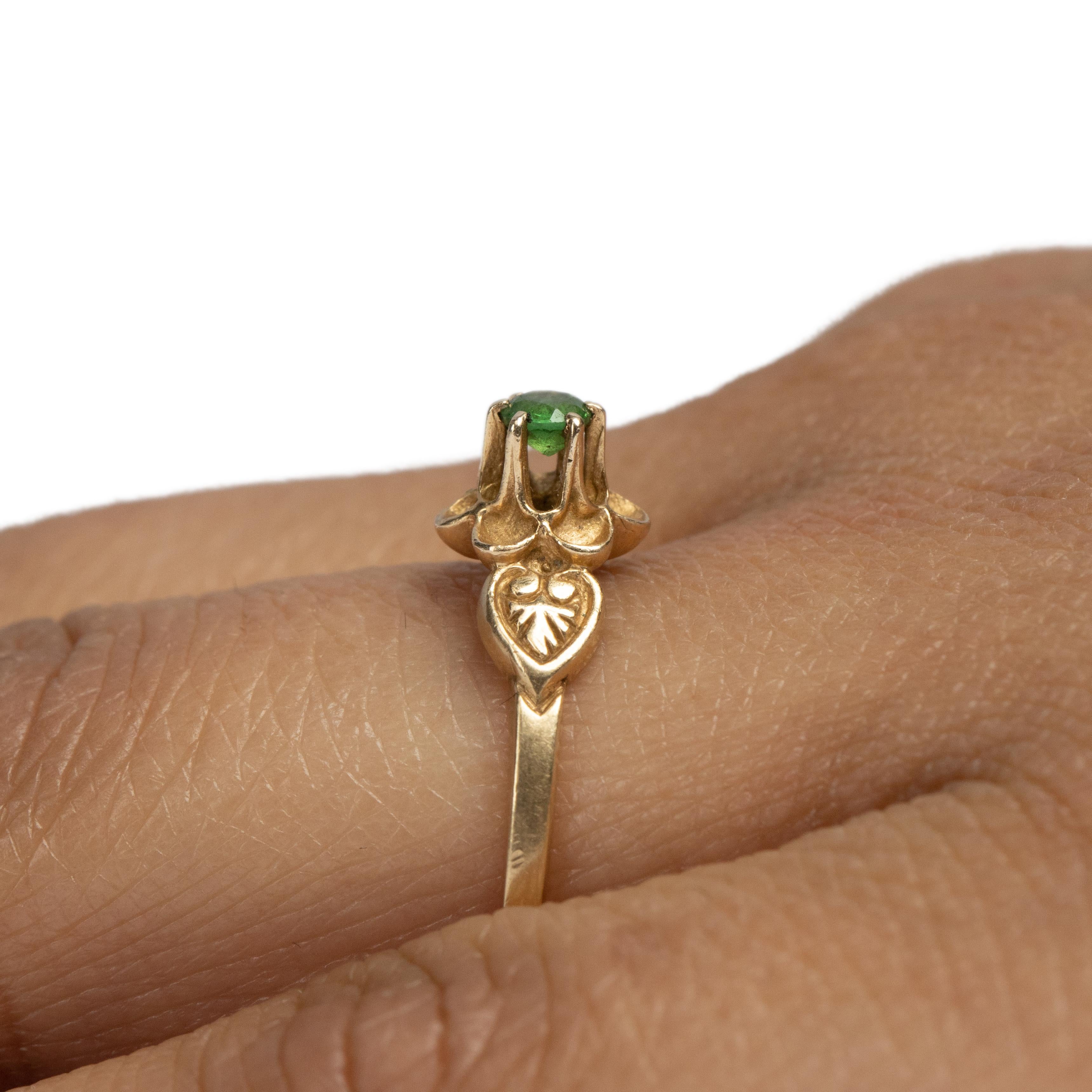 Art Deco 14K Yellow Gold Floral Vintage Ring with Leaf Carving and Emerald Ring 2