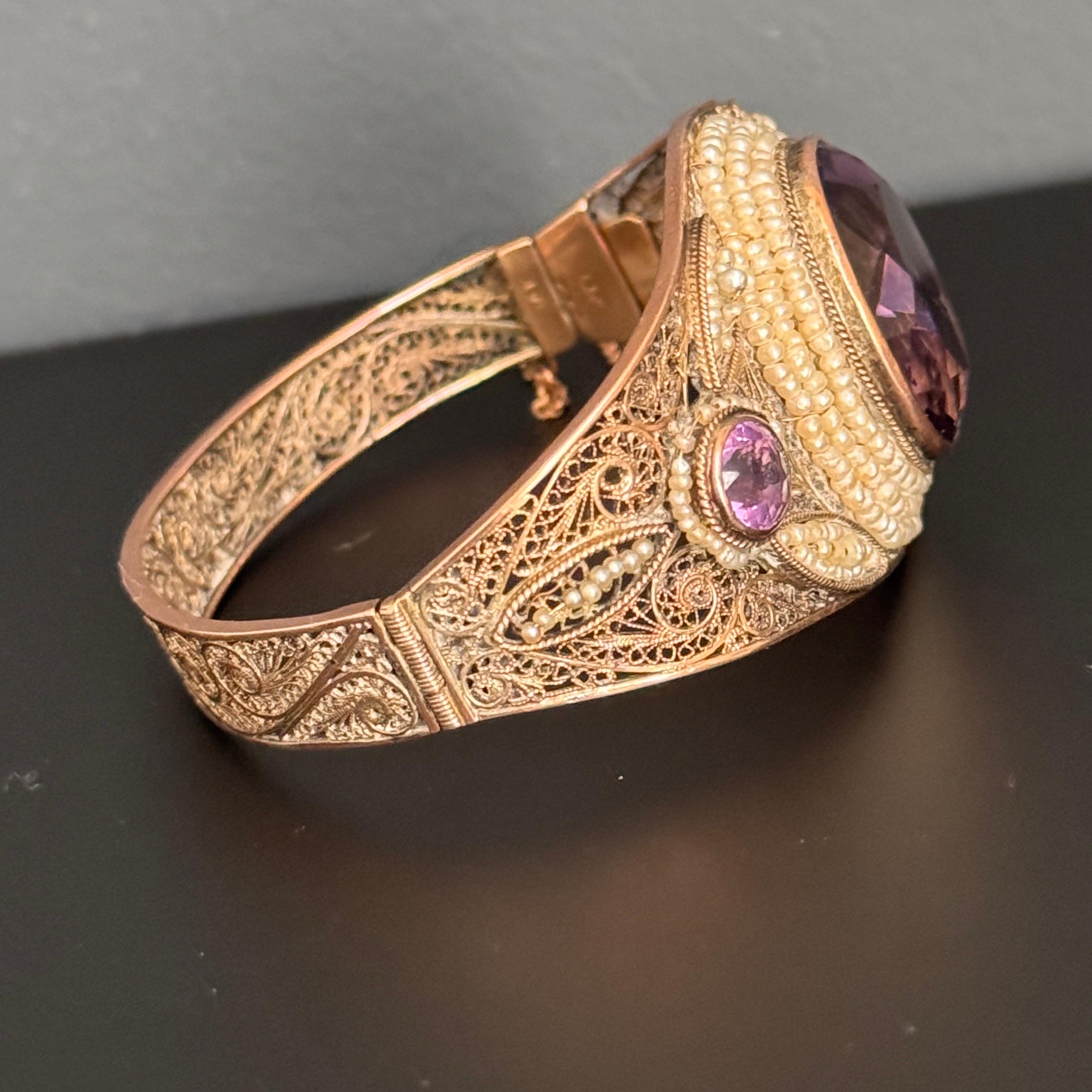 Art Deco 14kt Gold Seed Pearl Hinged Bangle Bracelet with Amethyst For Sale 7