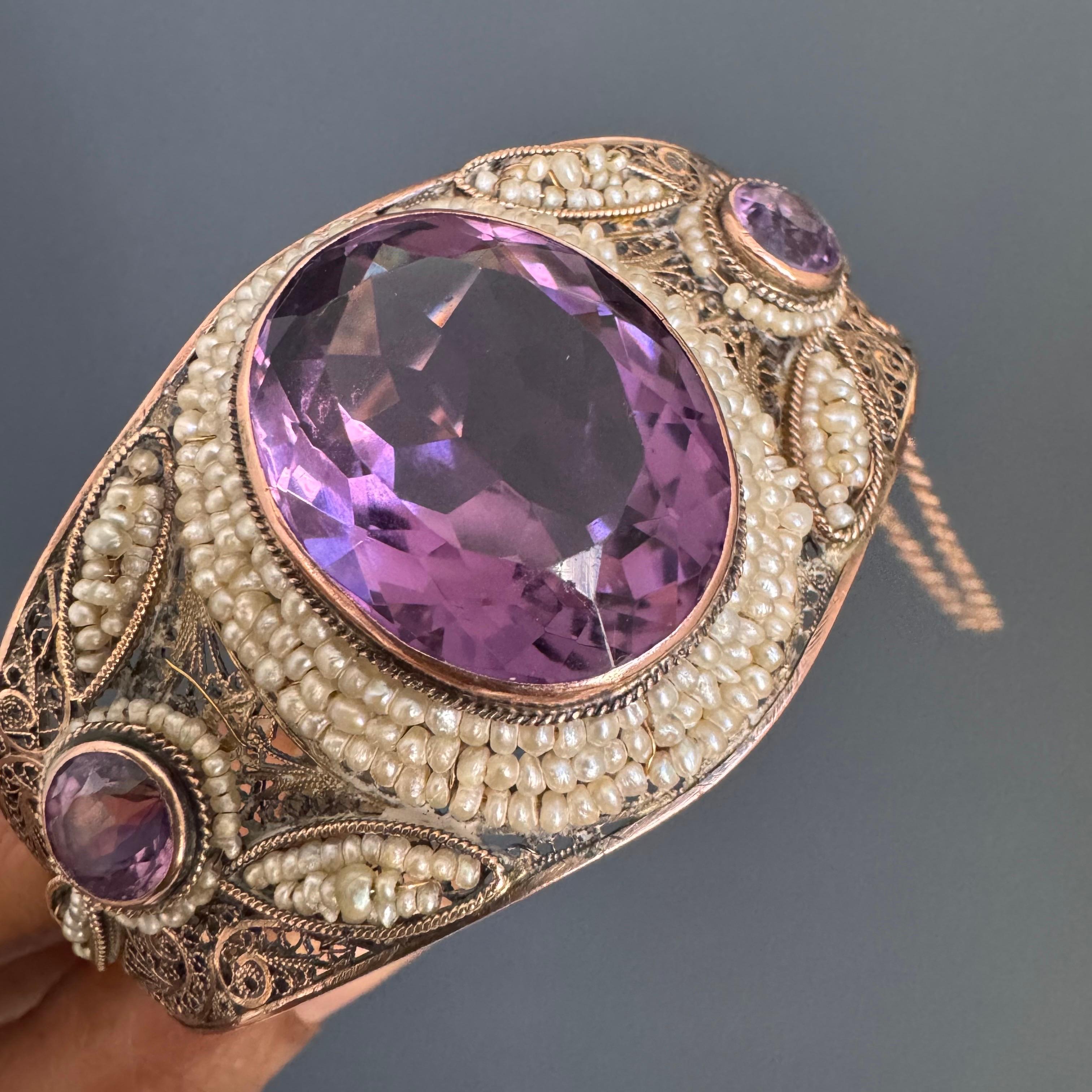 Art Deco 14kt Gold Seed Pearl Hinged Bangle Bracelet with Amethyst For Sale 10