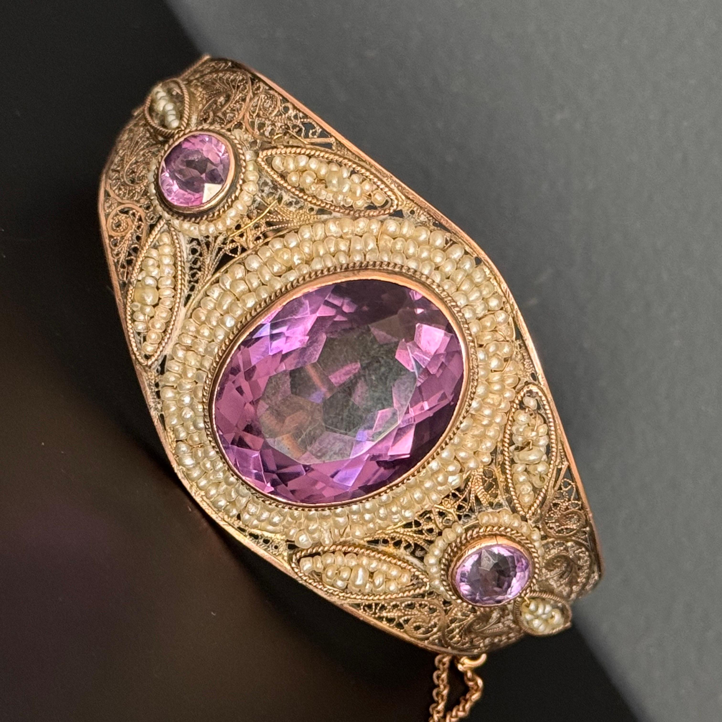 Art Deco 14kt Gold Seed Pearl Hinged Bangle Bracelet with Amethyst For Sale 12