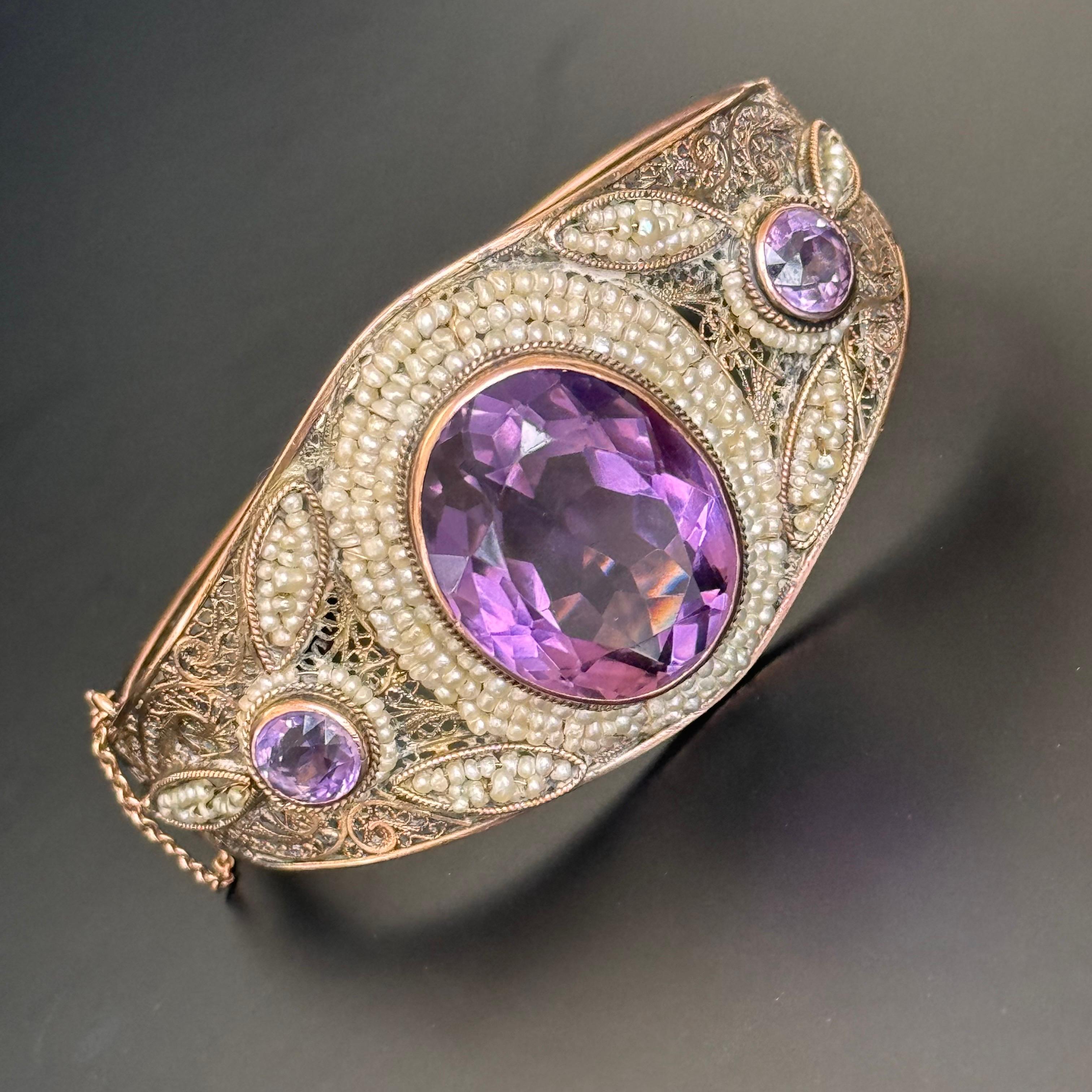 Art Deco 14kt Gold Seed Pearl Hinged Bangle Bracelet with Amethyst In Good Condition For Sale In Monroe Township, NJ