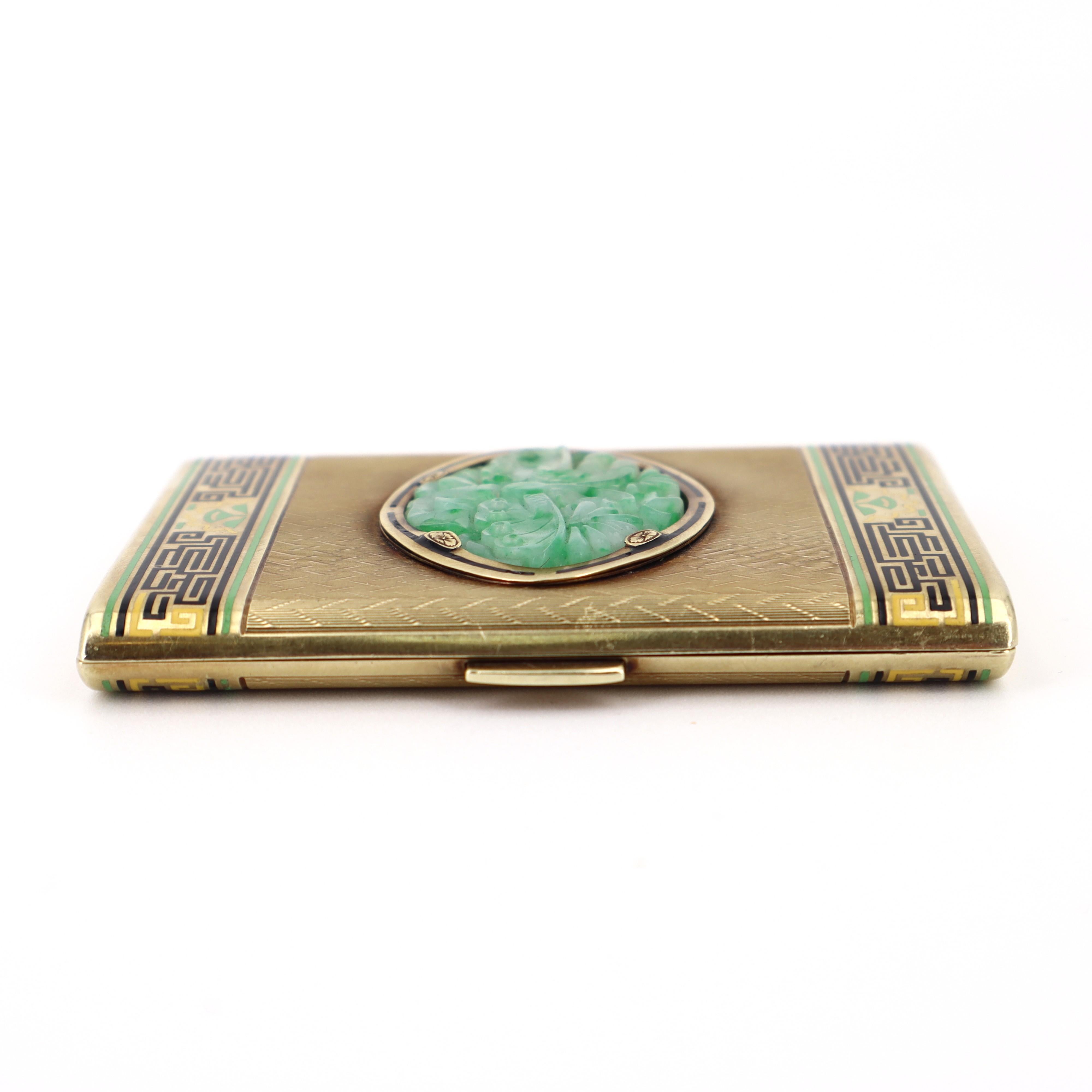 Art Deco 14kt yellow Gold Box with Jade and Enamel For Sale 2
