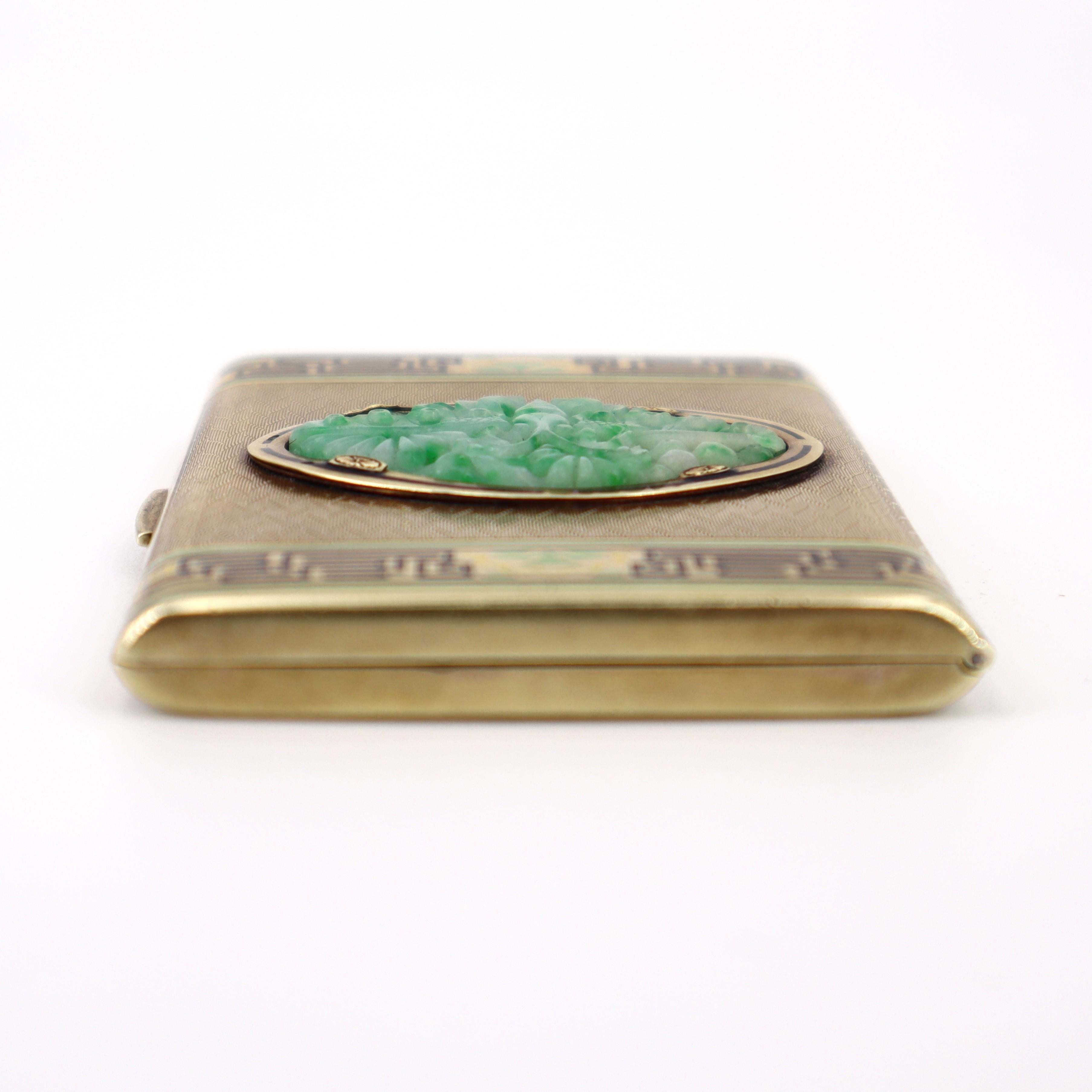 Art Deco 14kt yellow Gold Box with Jade and Enamel For Sale 5