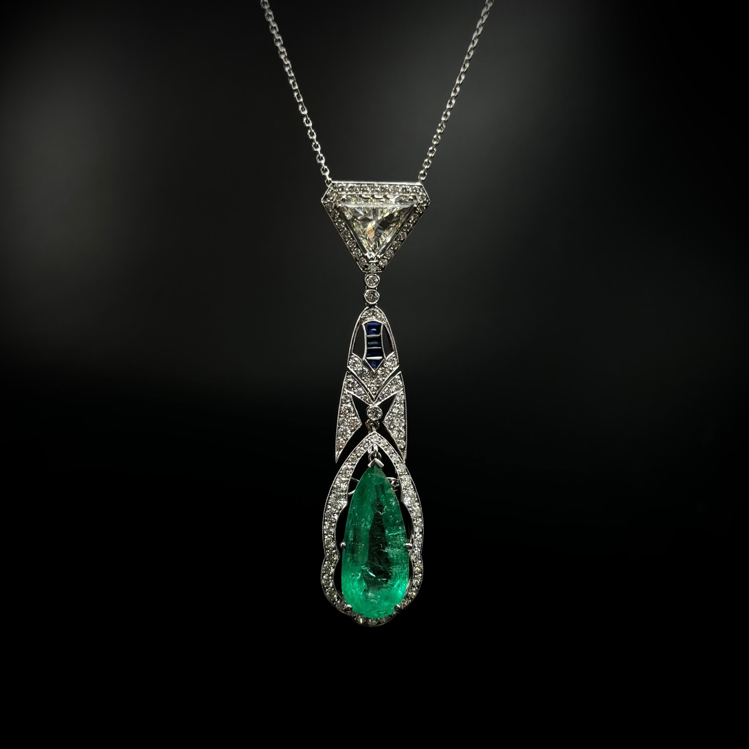 Art Deco 15 Carat Colombian Emerald Sapphire Diamond Pendant Necklace Platinum For Sale 6