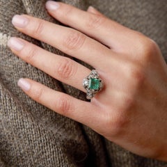 Art Deco 1.50ct Emerald Diamond Platinum Ring, Circa 1930, Women's