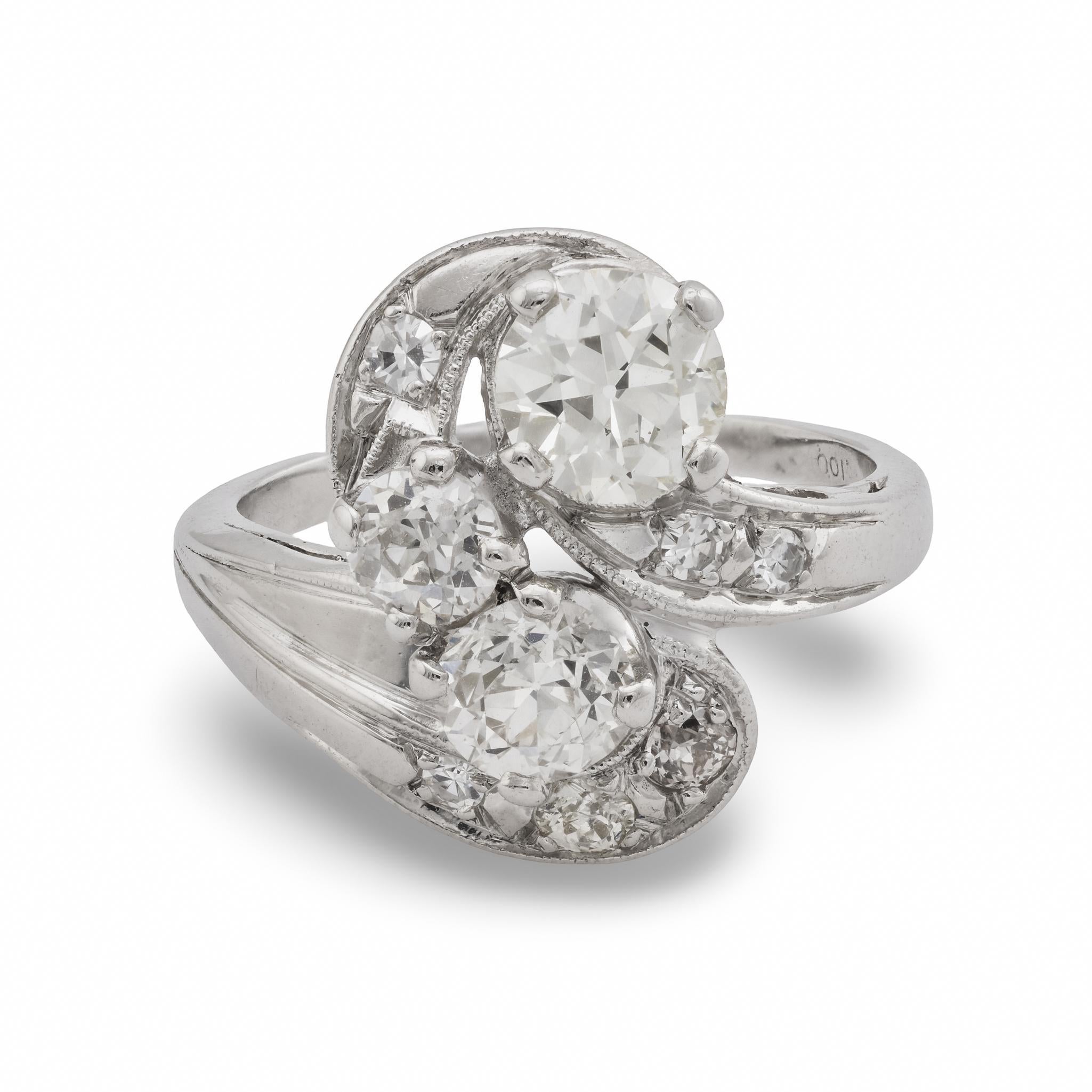 Art déco Bague art déco en platine avec diamant de taille européenne de 1,50 carat en vente