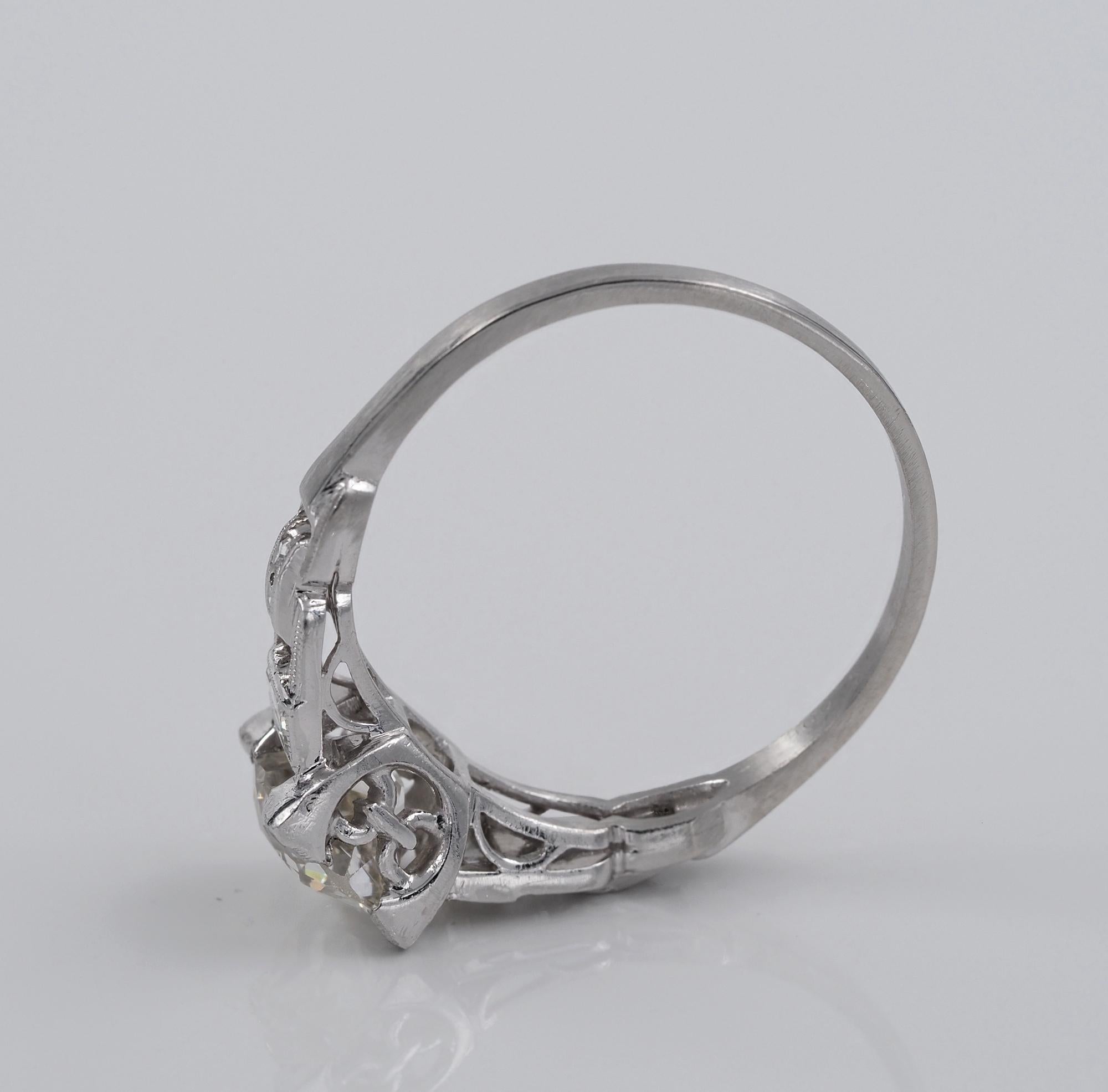 Art Deco 1.50 Ct Diamond Solitaire Plus Platinum Ring In Good Condition In Napoli, IT