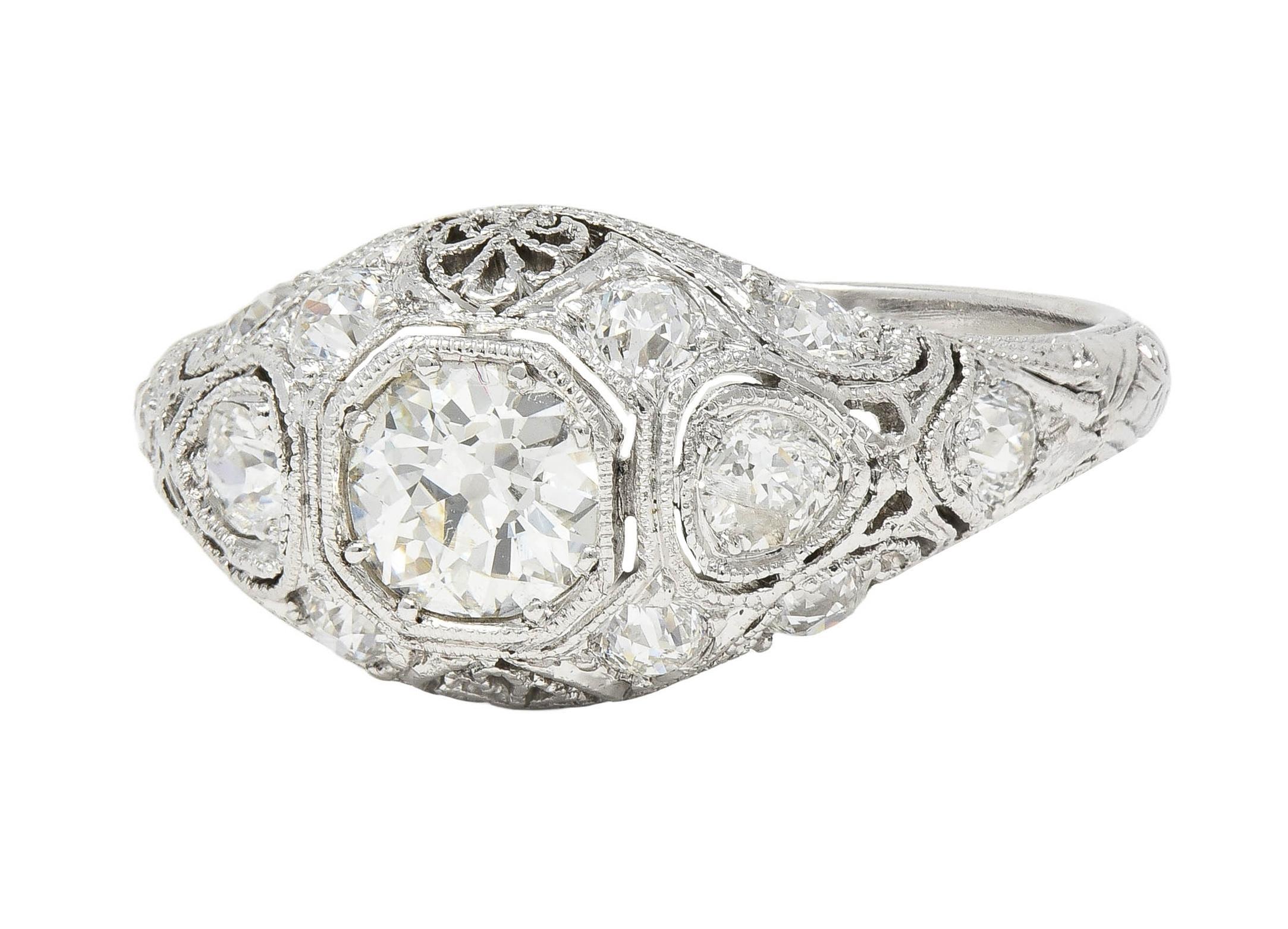 Art Deco 1.50 CTW Old European Diamond Platinum Foliate Vintage Engagement Ring en vente 1