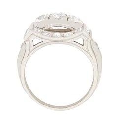 Art Deco 1.50 Carat Diamond Three-Stone Cluster Ring, circa 1920s