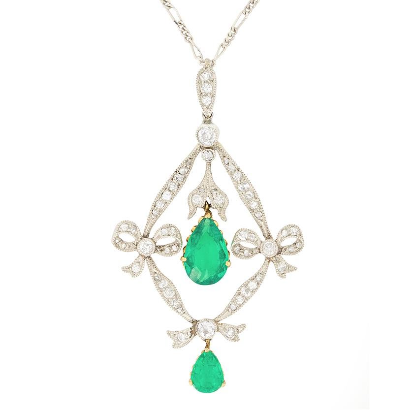 Art Deco 1.50ct Emerald and Diamond Pendant, c.1920s In Good Condition For Sale In London, GB