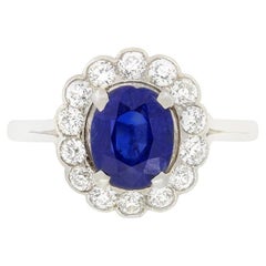 Anello Art Deco con zaffiro e diamanti a raggiera da 1,50 carati, 1920 ca.
