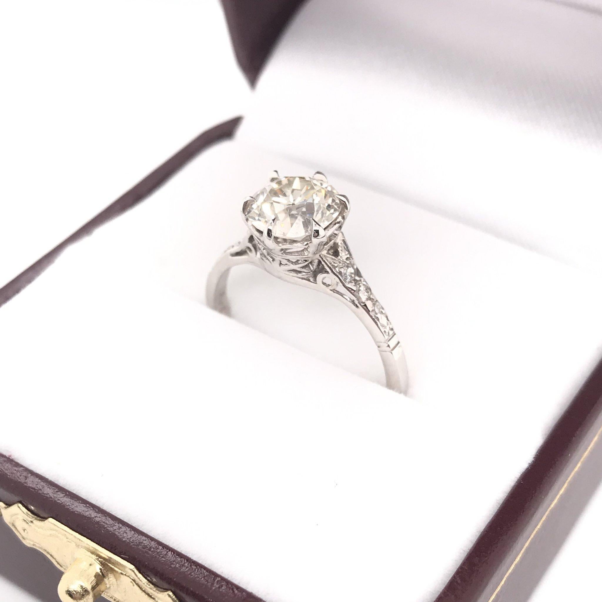Art Deco 1.54 Carat Platinum Diamond Solitaire Engagement Ring 2