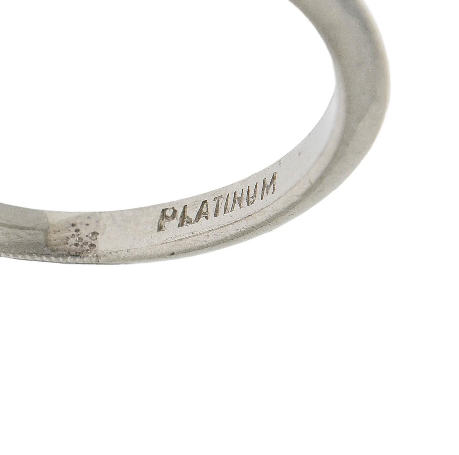 Art Deco 1,55 Karat Old Mine Cut Diamant Platin Vintage Verlobungsring mit Fächerschliff im Angebot 2