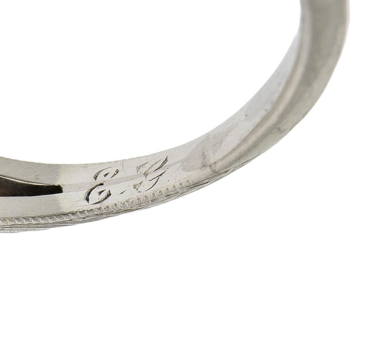 Art Deco 1,55 Karat Old Mine Cut Diamant Platin Vintage Verlobungsring mit Fächerschliff im Angebot 3