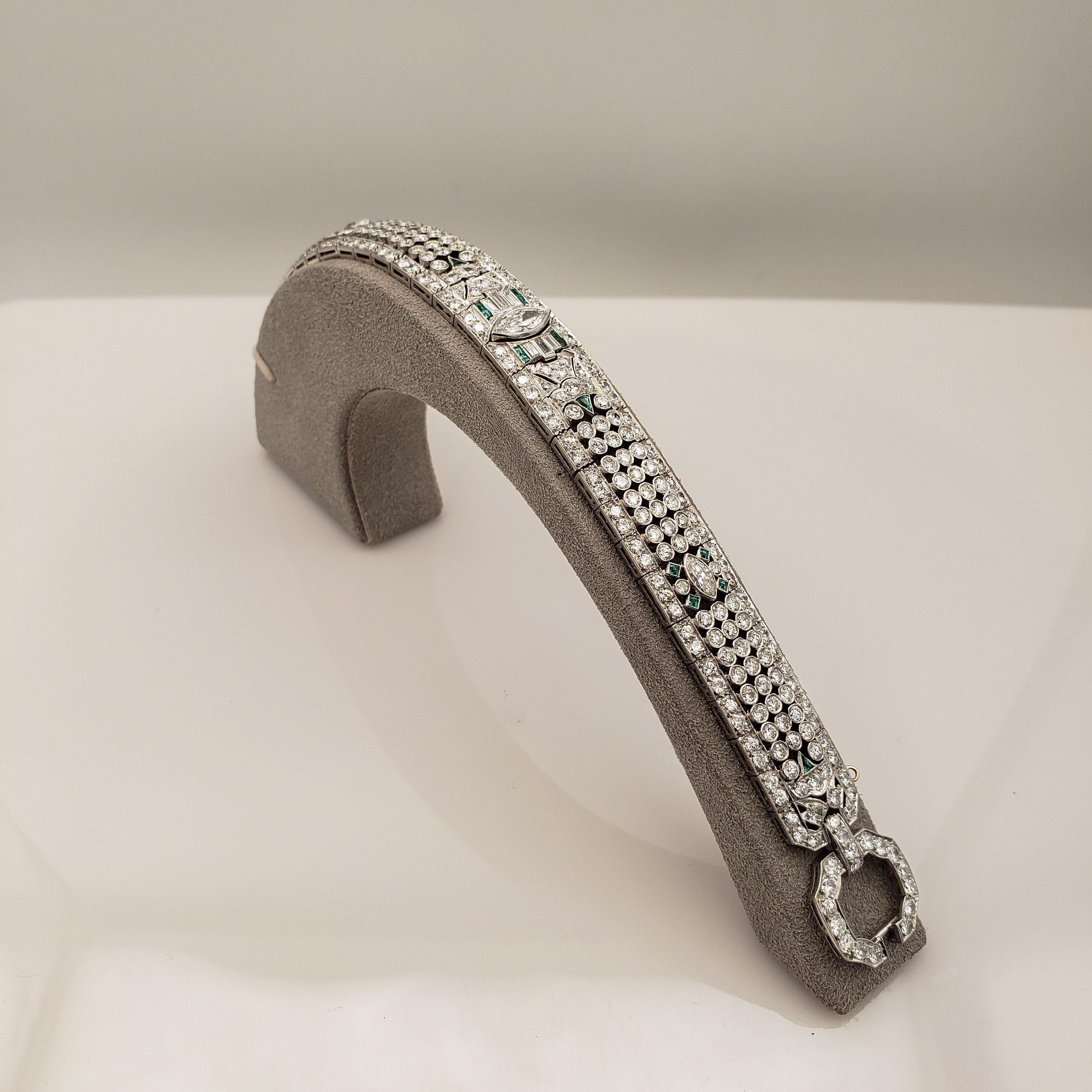 15.50 Carats Total Mixed-Cut Diamond and Emerald Antique Fashion Bracelet For Sale 3
