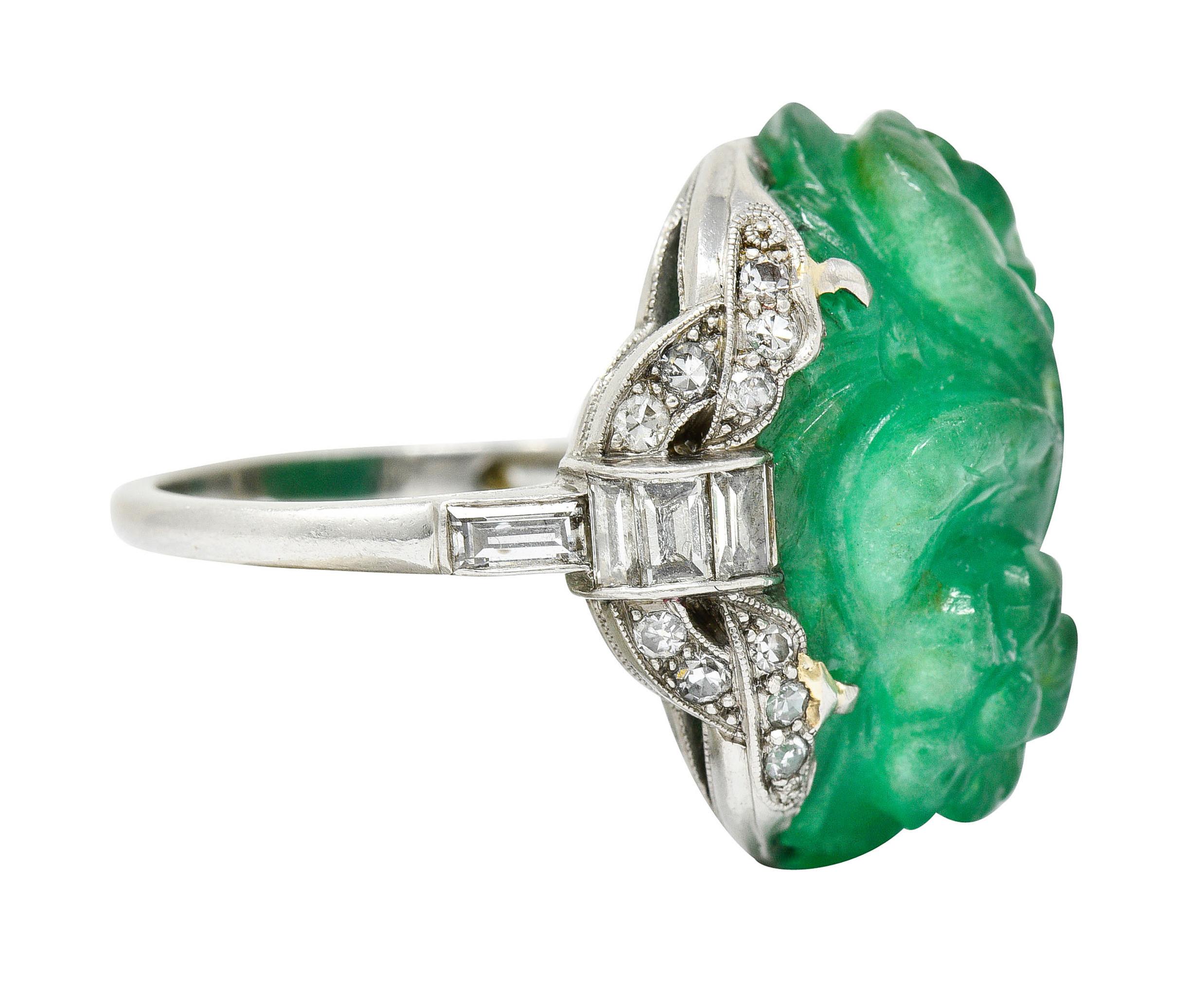 Women's or Men's Art Deco 15.60 Carats Carved Colombian Emerald Diamond Platinum Cocktail Ring