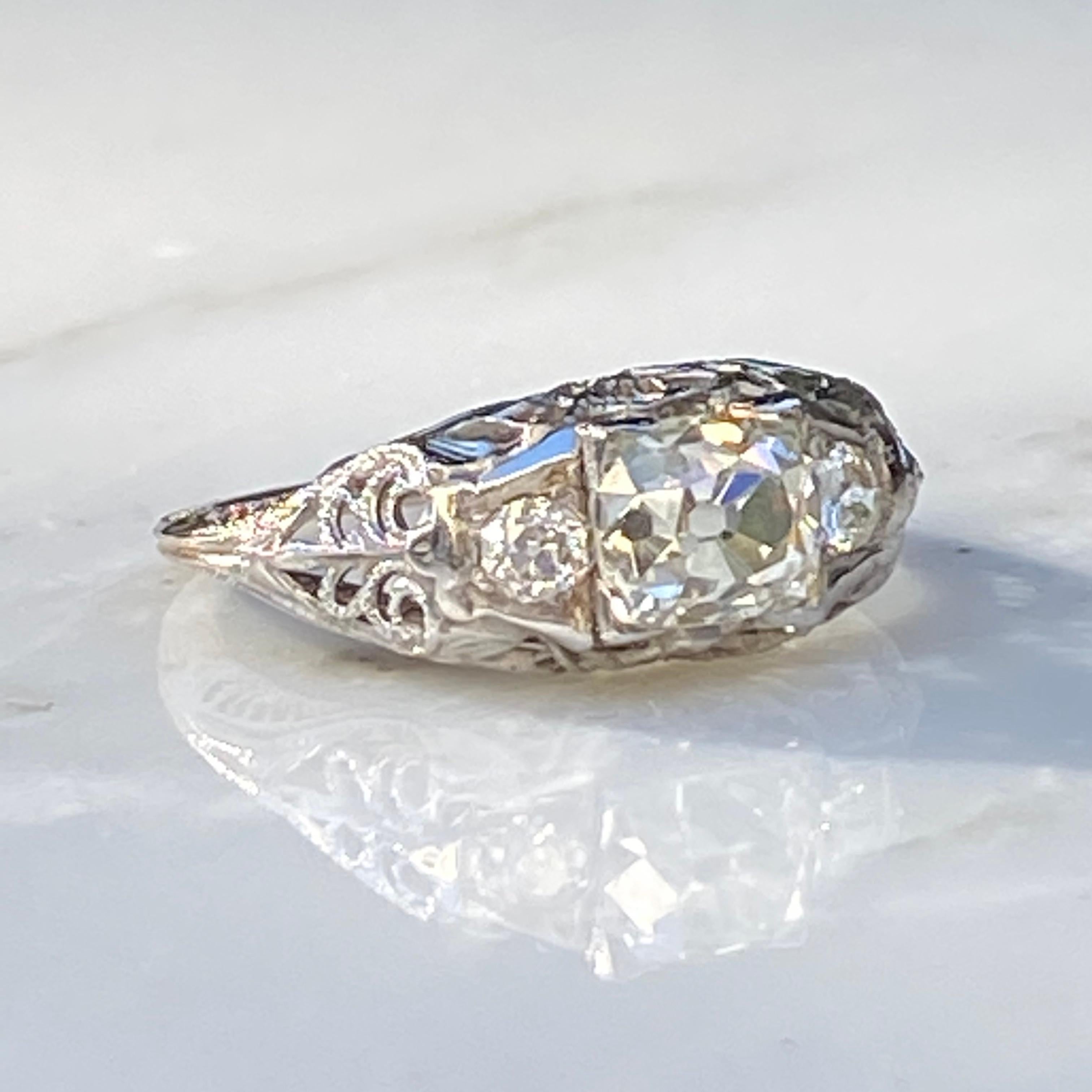 Art Deco 1.57 CTW Diamond 18K Gold Filigree Ring For Sale 13