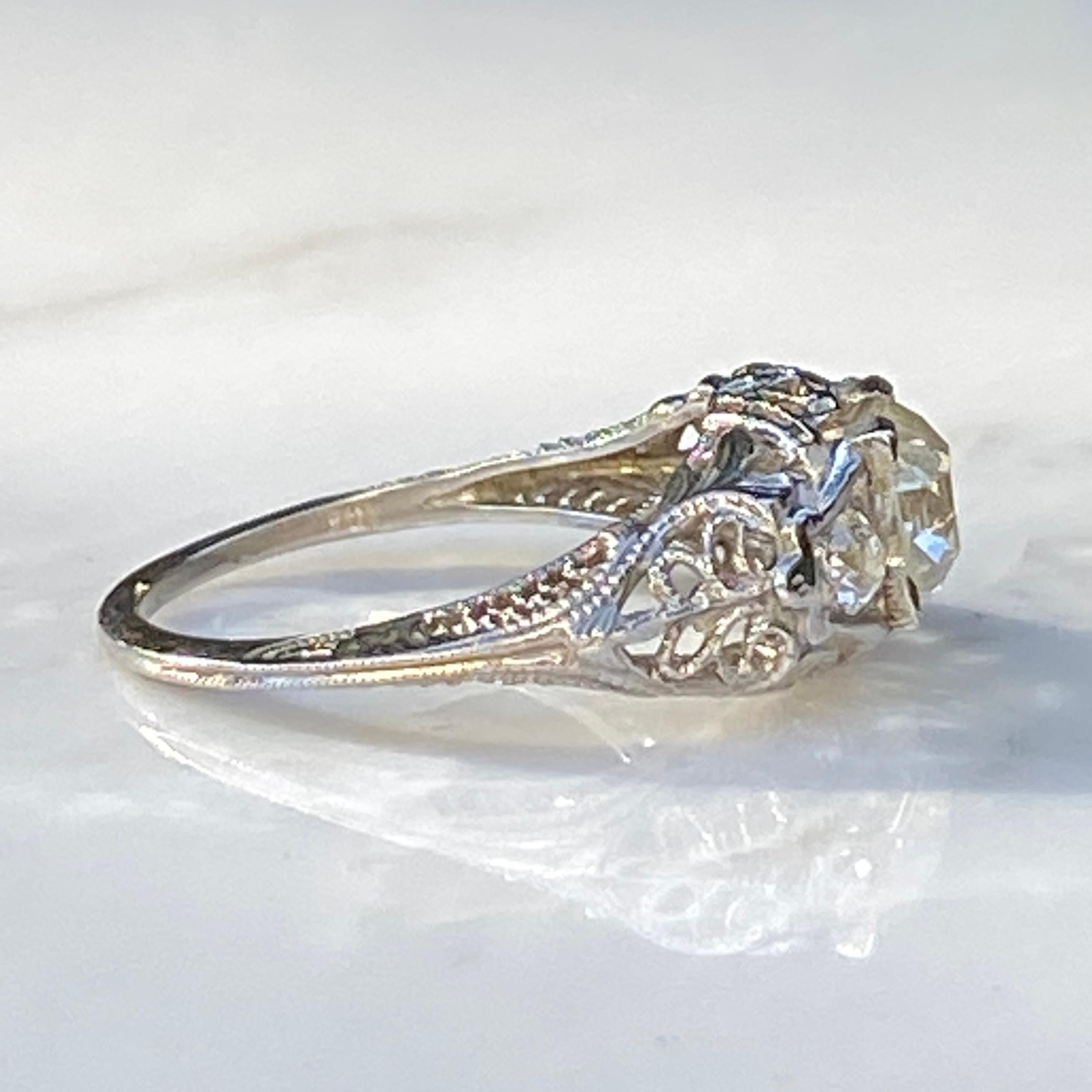 Art Deco 1.57 CTW Diamond 18K Gold Filigree Ring For Sale 15